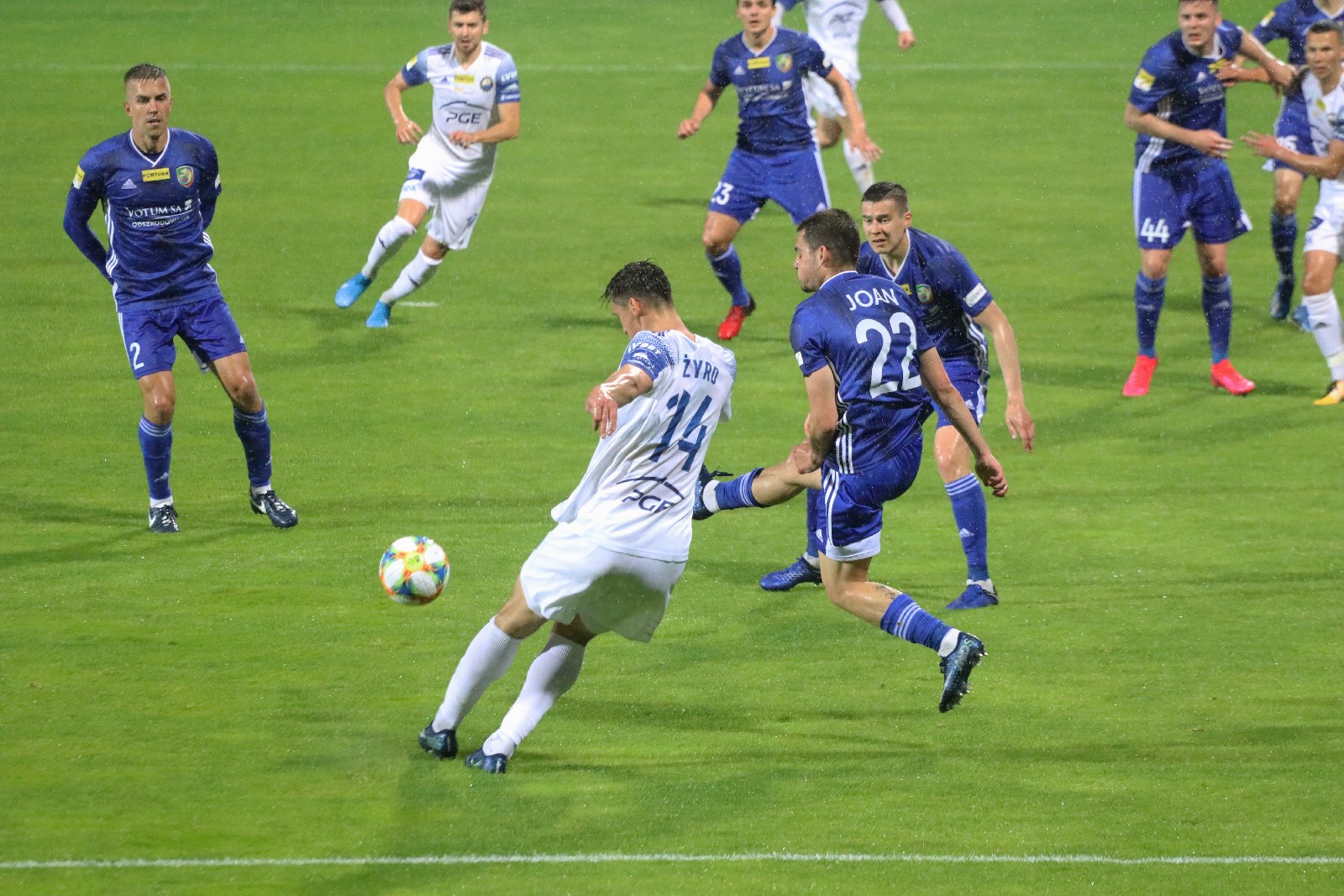 Miedź Legnica przegrała ze Stalą Mielec 1:2