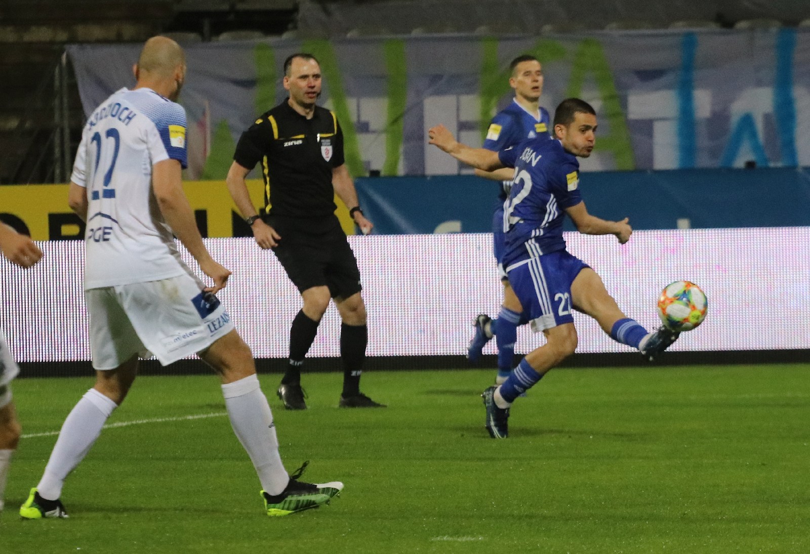 Miedź Legnica przegrała ze Stalą Mielec 1:2