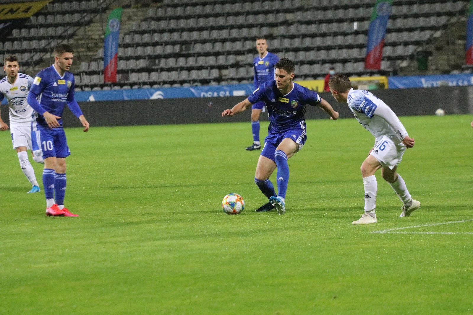 Miedź Legnica przegrała ze Stalą Mielec 1:2