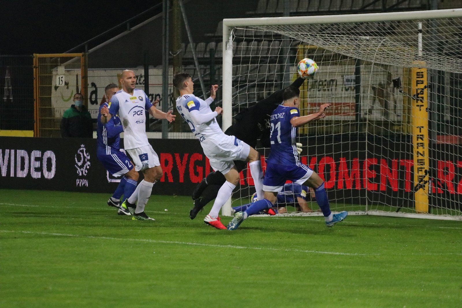 Miedź Legnica przegrała ze Stalą Mielec 1:2