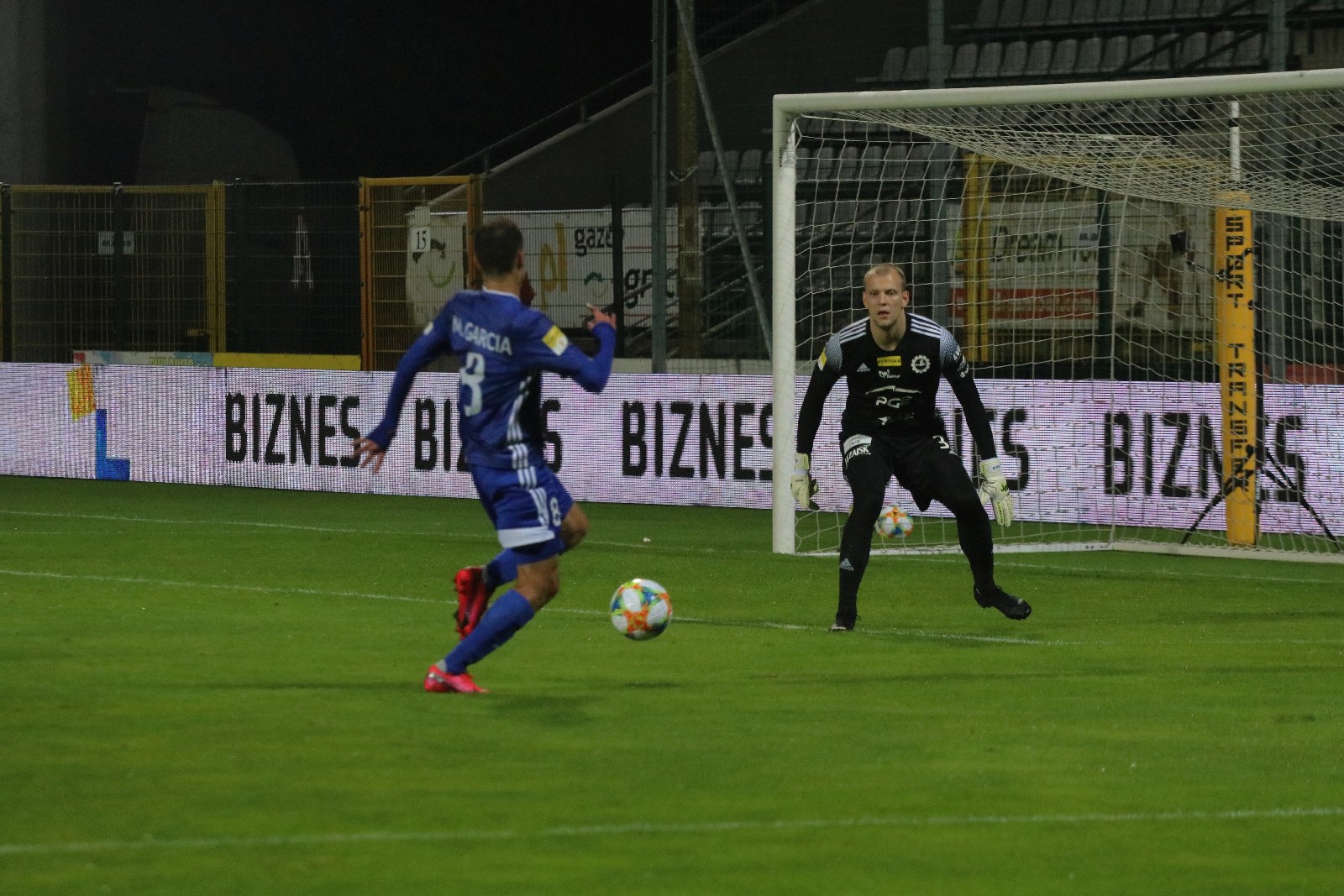 Miedź Legnica przegrała ze Stalą Mielec 1:2