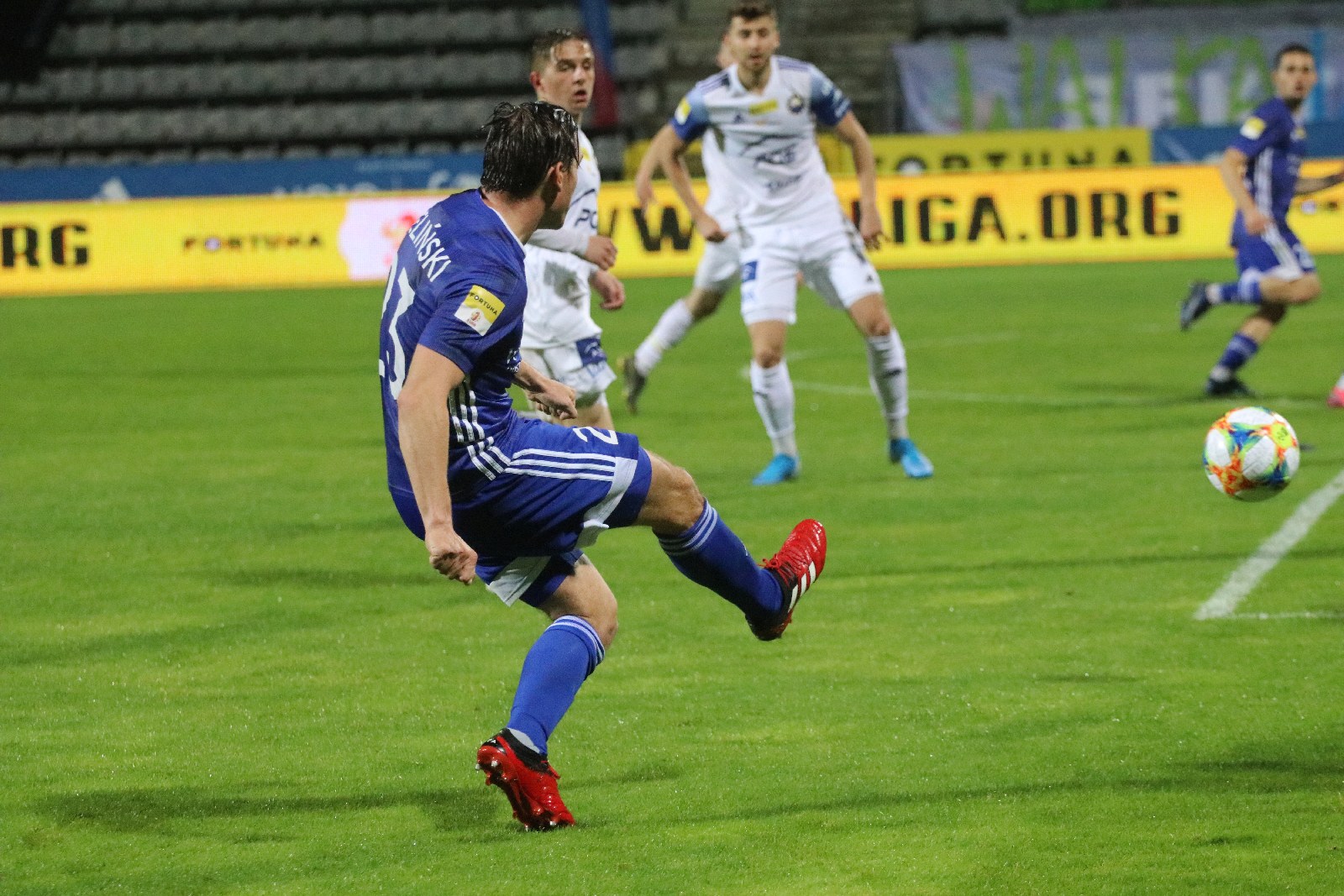 Miedź Legnica przegrała ze Stalą Mielec 1:2