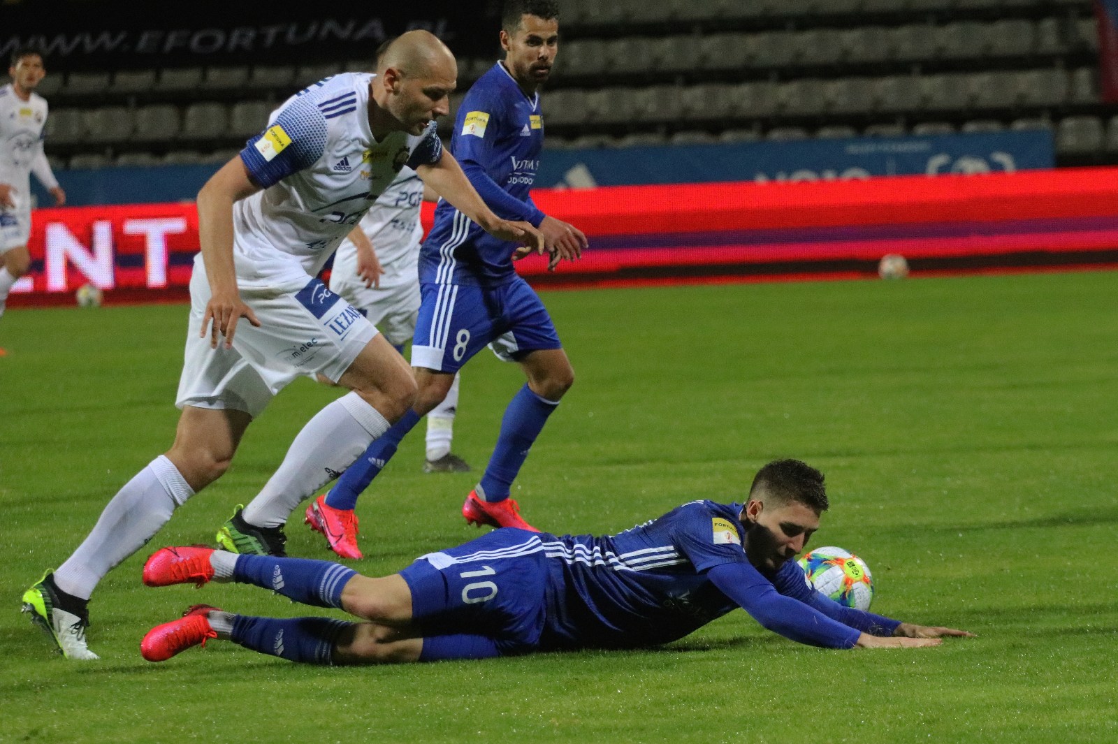Miedź Legnica przegrała ze Stalą Mielec 1:2