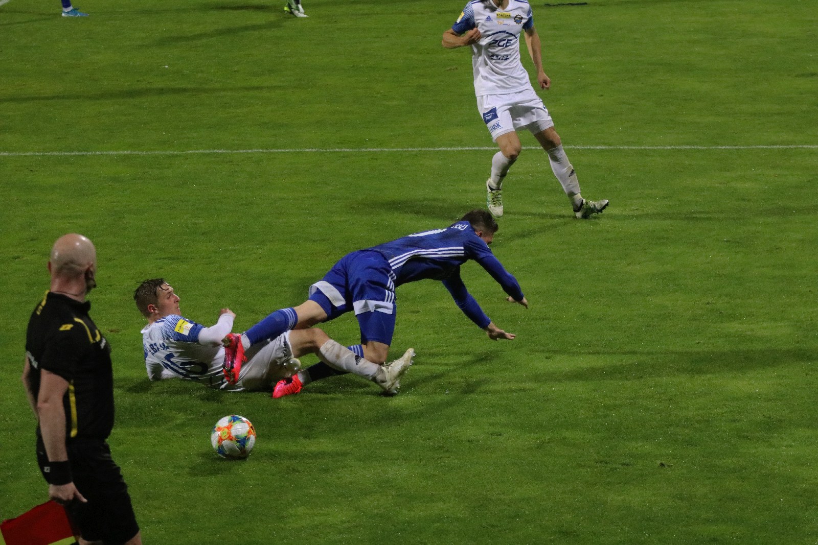Miedź Legnica przegrała ze Stalą Mielec 1:2