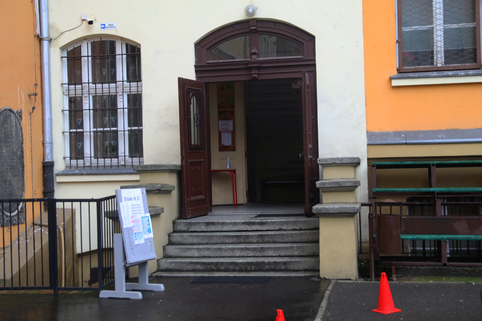 Maturzyści z I i V LO przystępili do ważnego egzaminu