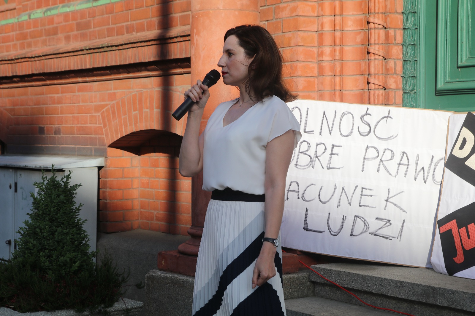 Przed Sądem Okręgowym manifestowali w obronie sędziego