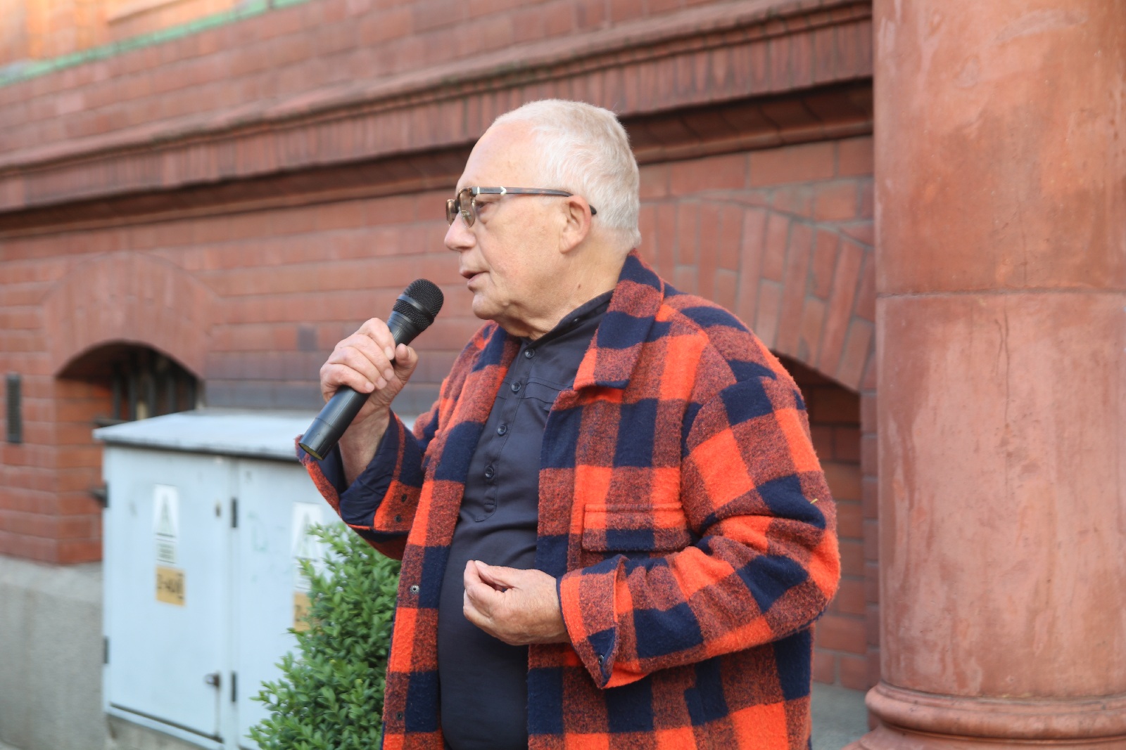 Przed Sądem Okręgowym manifestowali w obronie sędziego