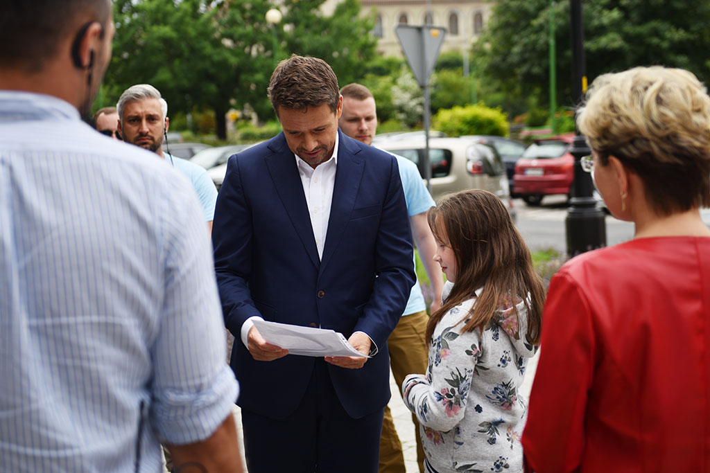 Ponad tysiąc osób przyszło na spotkanie z Rafałem Trzaskowskim