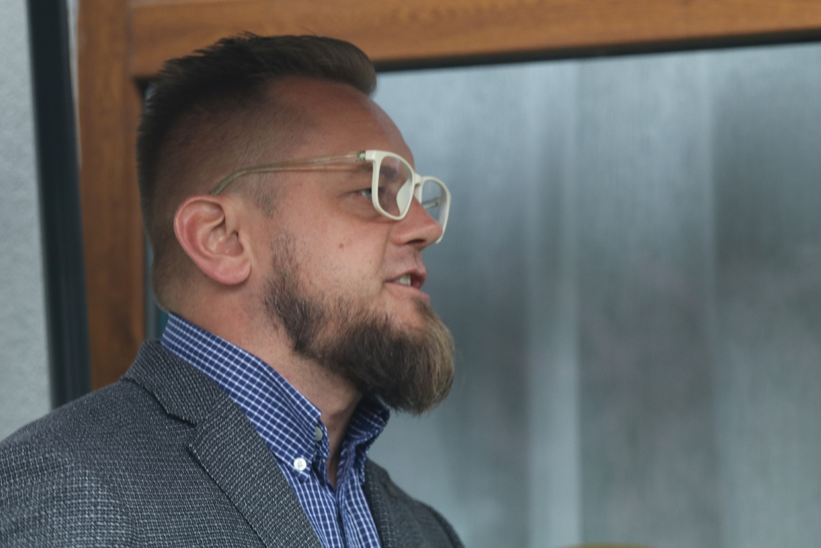 Paweł Tanajno zjadł obiad poszedł na targowisko i odjechał