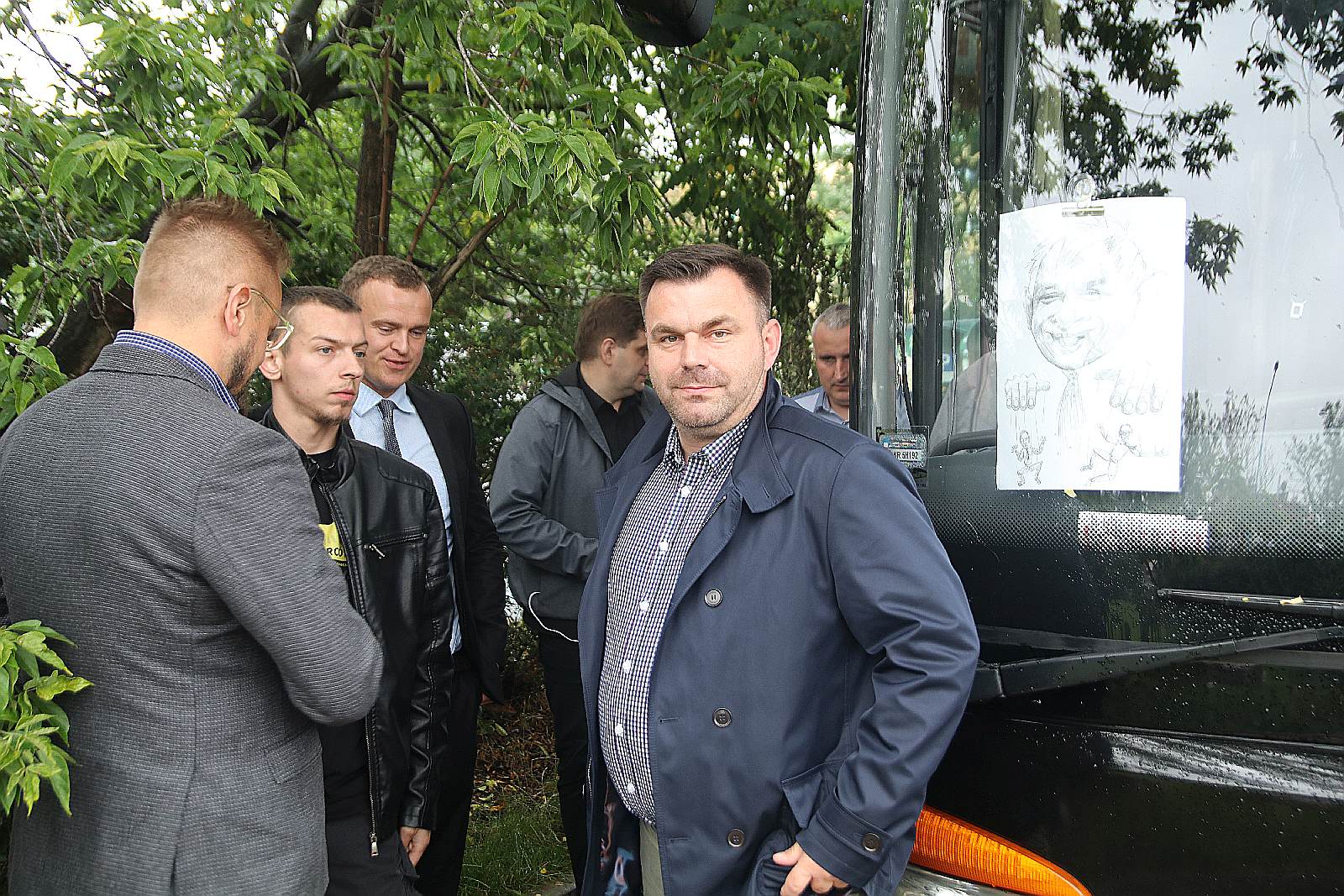 Paweł Tanajno zjadł obiad poszedł na targowisko i odjechał