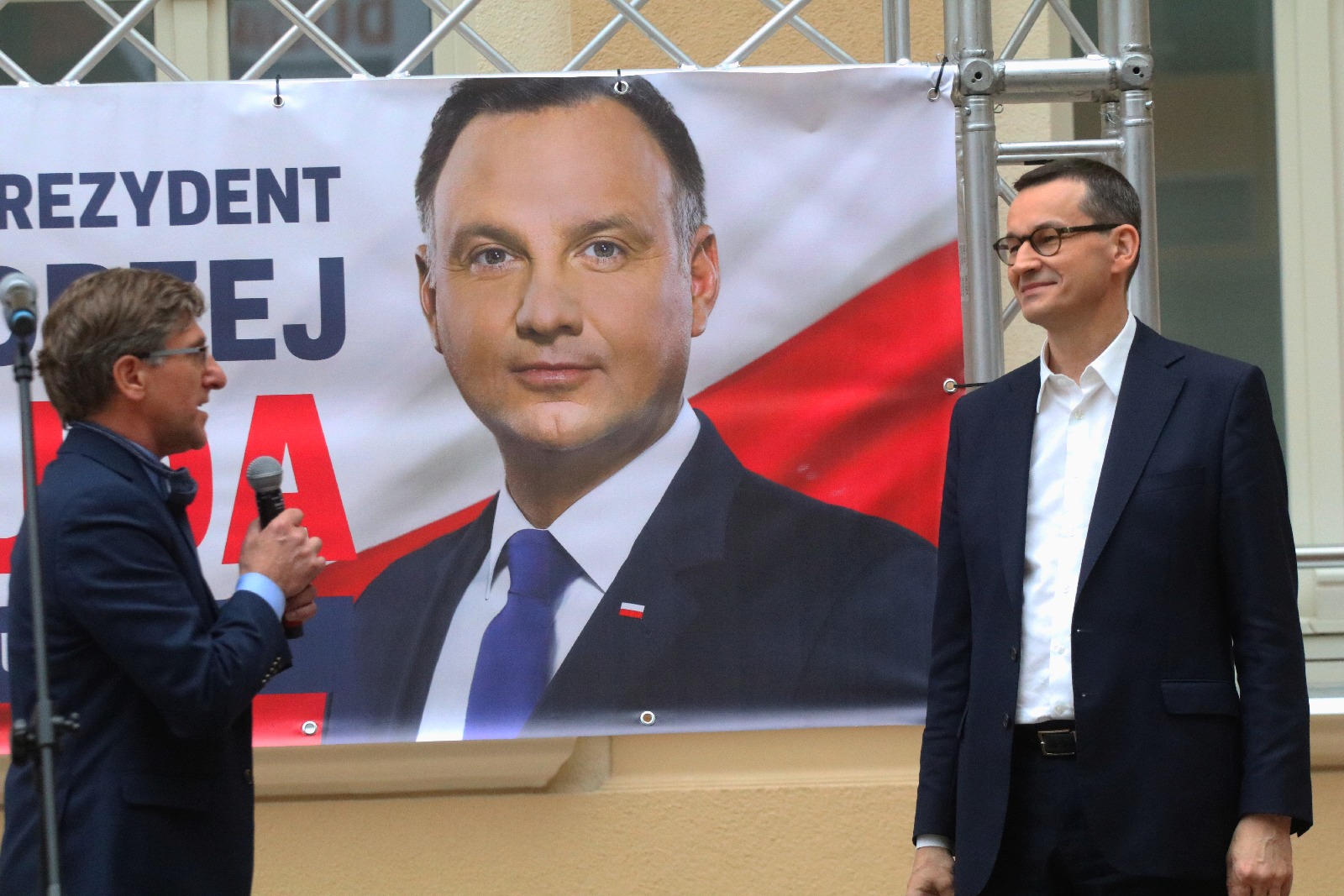 Premier Mateusz Morawiecki z krótką wizytą w Legnicy
