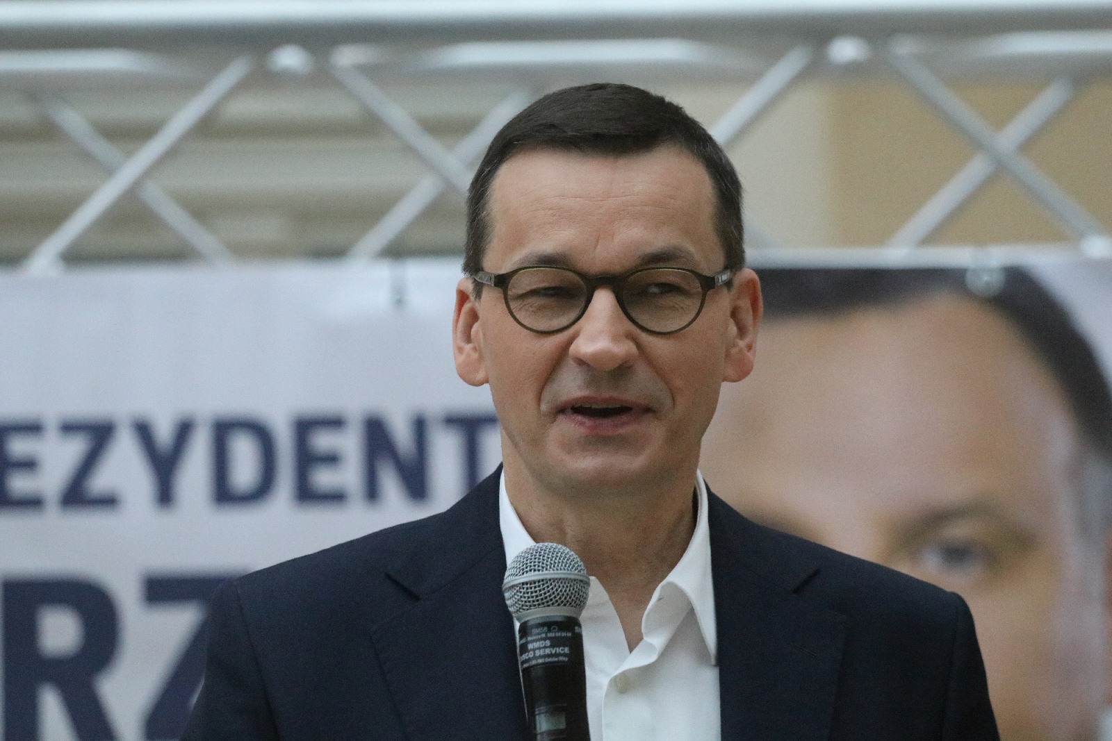 Premier Mateusz Morawiecki z krótką wizytą w Legnicy