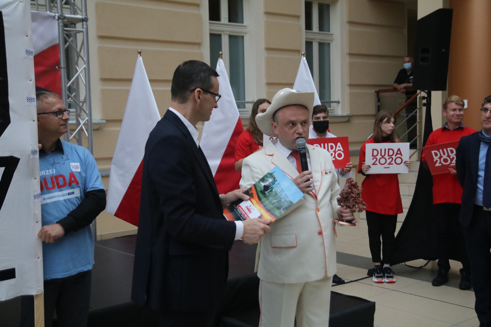 Premier Mateusz Morawiecki z krótką wizytą w Legnicy