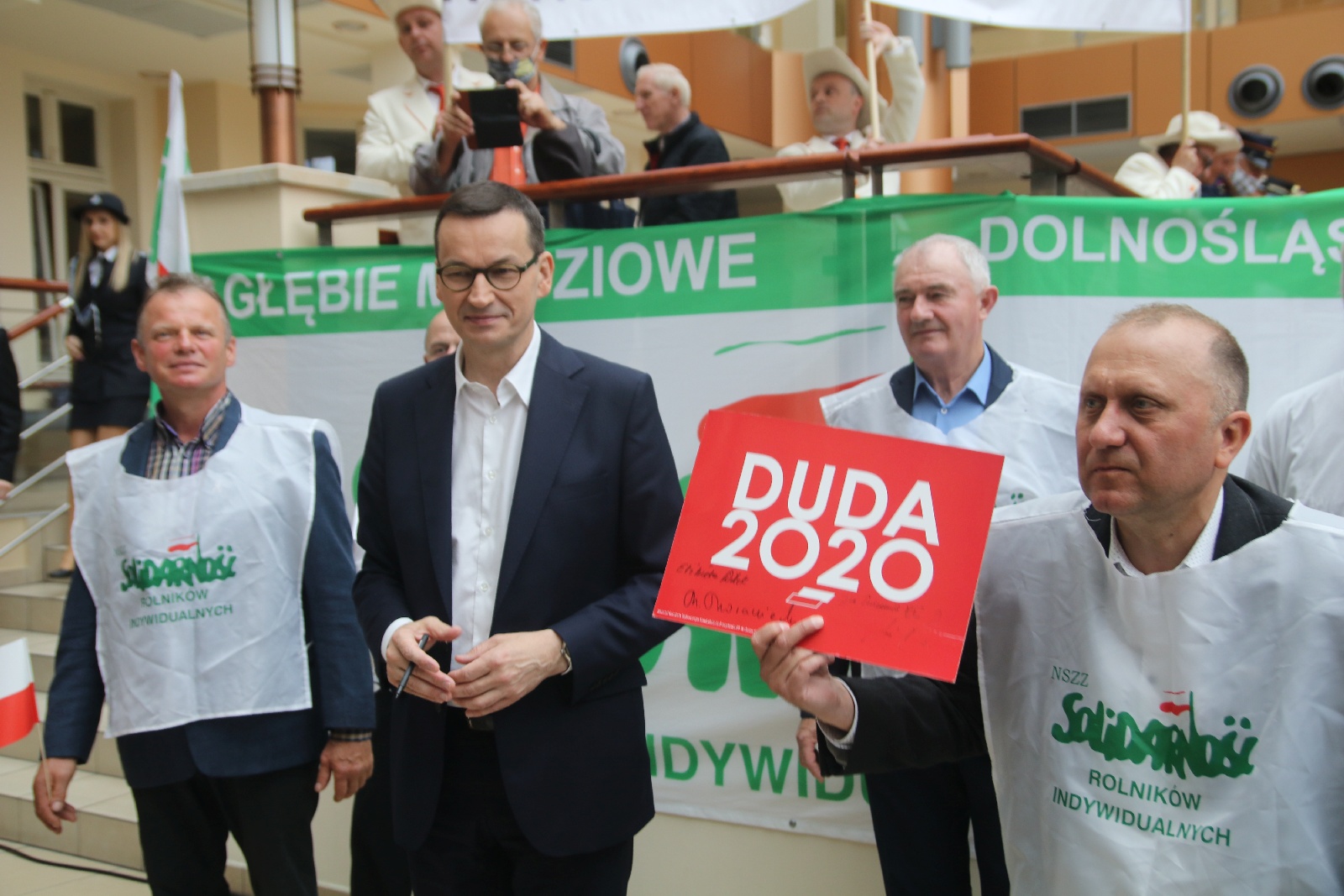 Premier Mateusz Morawiecki z krótką wizytą w Legnicy