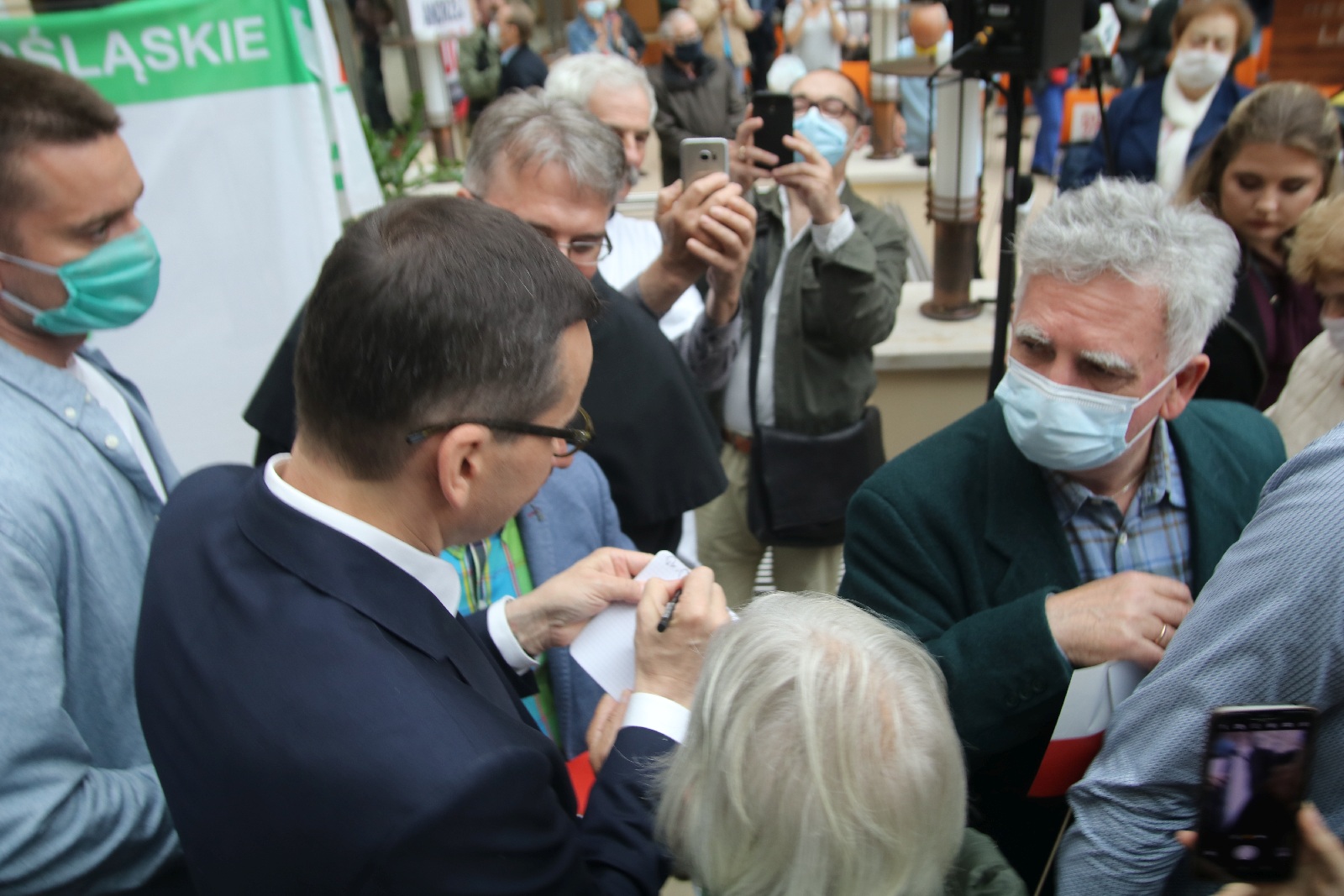Premier Mateusz Morawiecki z krótką wizytą w Legnicy