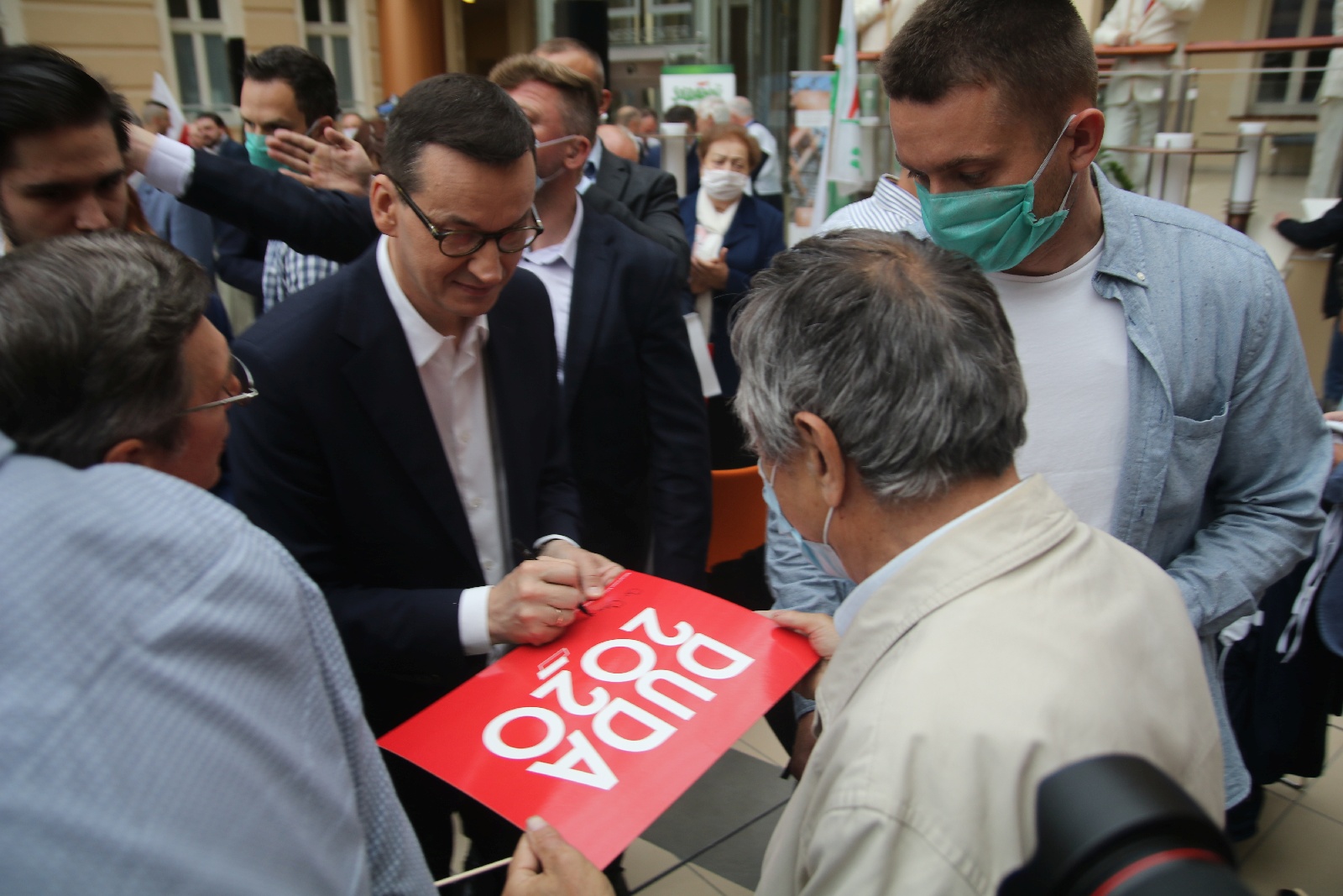 Premier Mateusz Morawiecki z krótką wizytą w Legnicy
