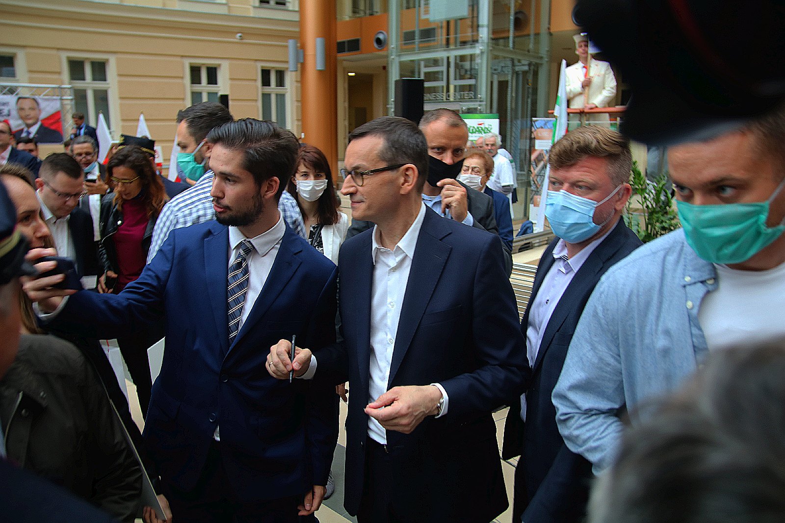 Premier Mateusz Morawiecki z krótką wizytą w Legnicy