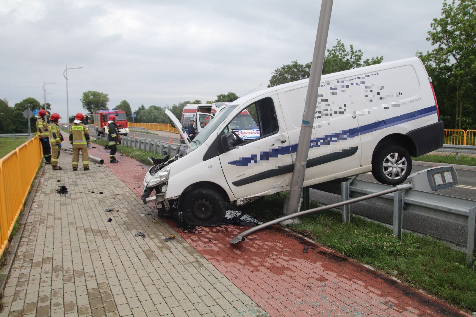 Wypadek na alei 100-lecia Odzyskania Niepodległości