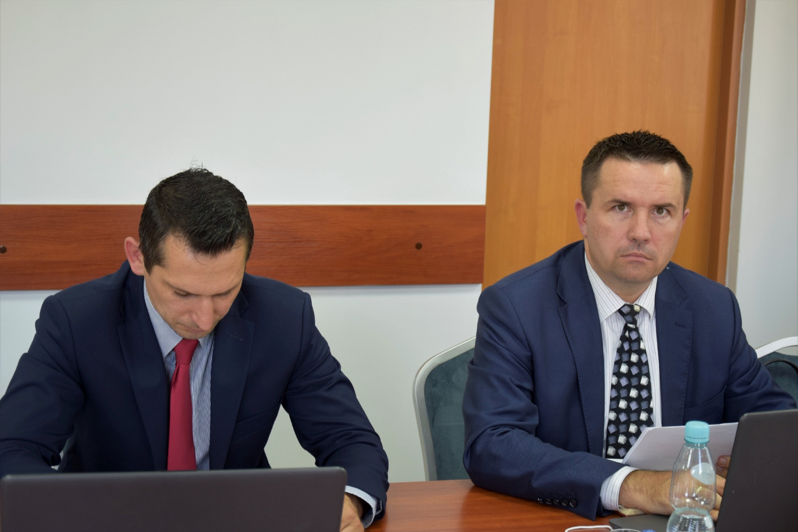 Radni powiatu obradowali z zachowaniem zasad ostrożności
