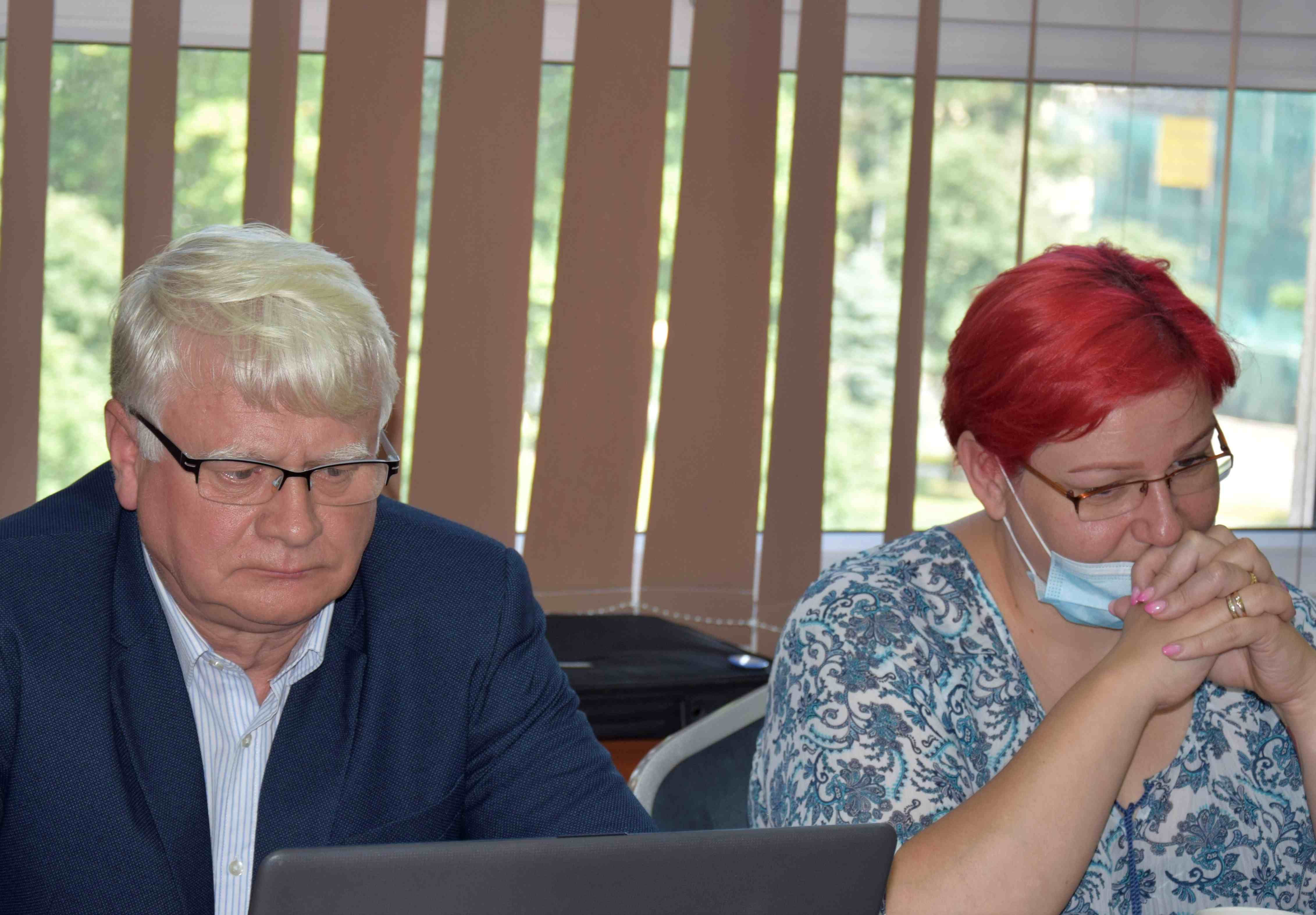 Radni powiatu obradowali z zachowaniem zasad ostrożności