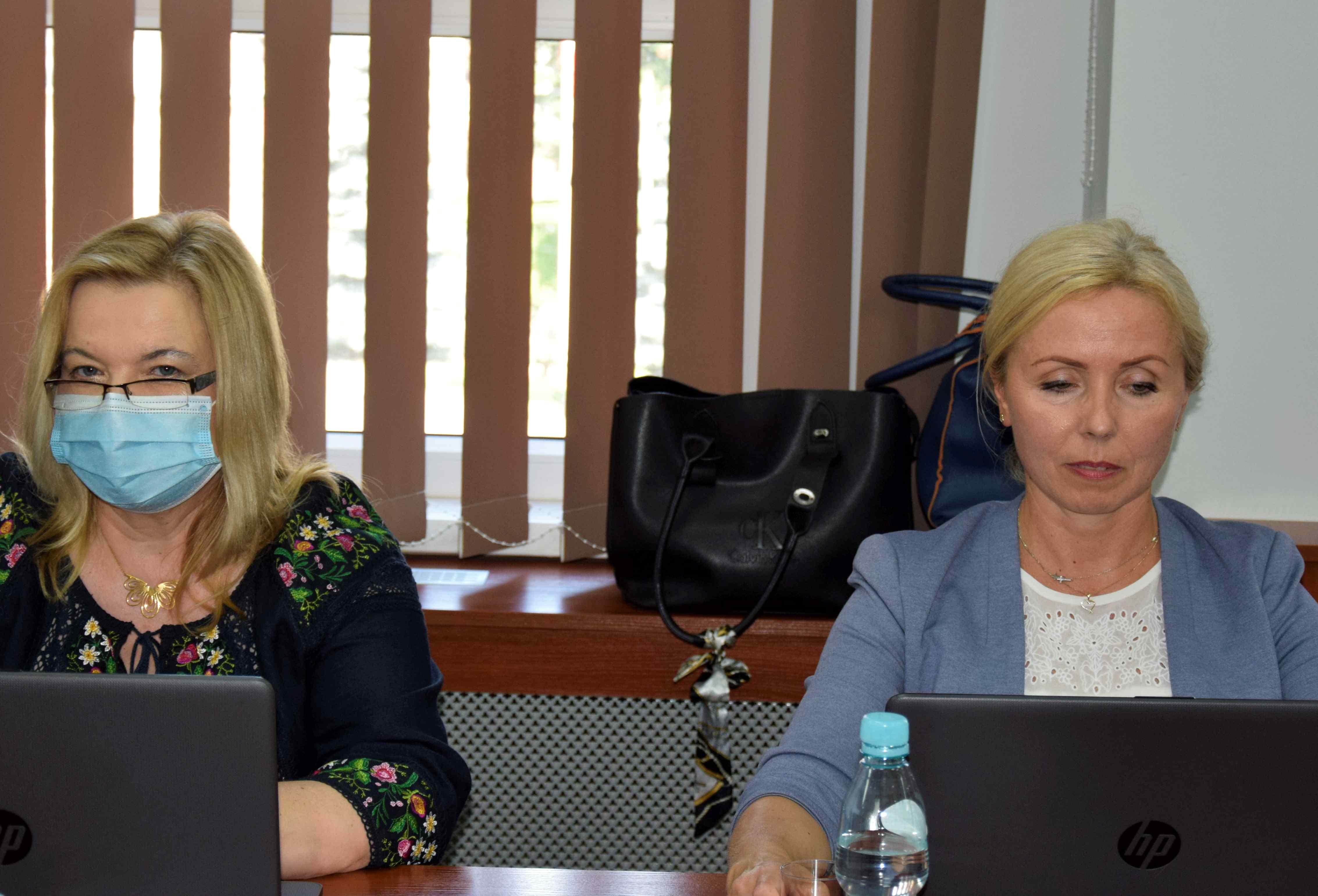 Radni powiatu obradowali z zachowaniem zasad ostrożności