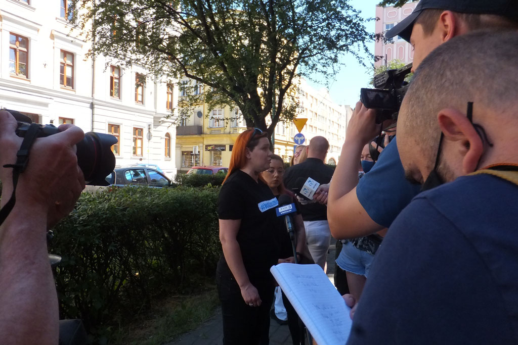 #jedzieszmysl. Wstrząsający apel matek przed legnickim sądem