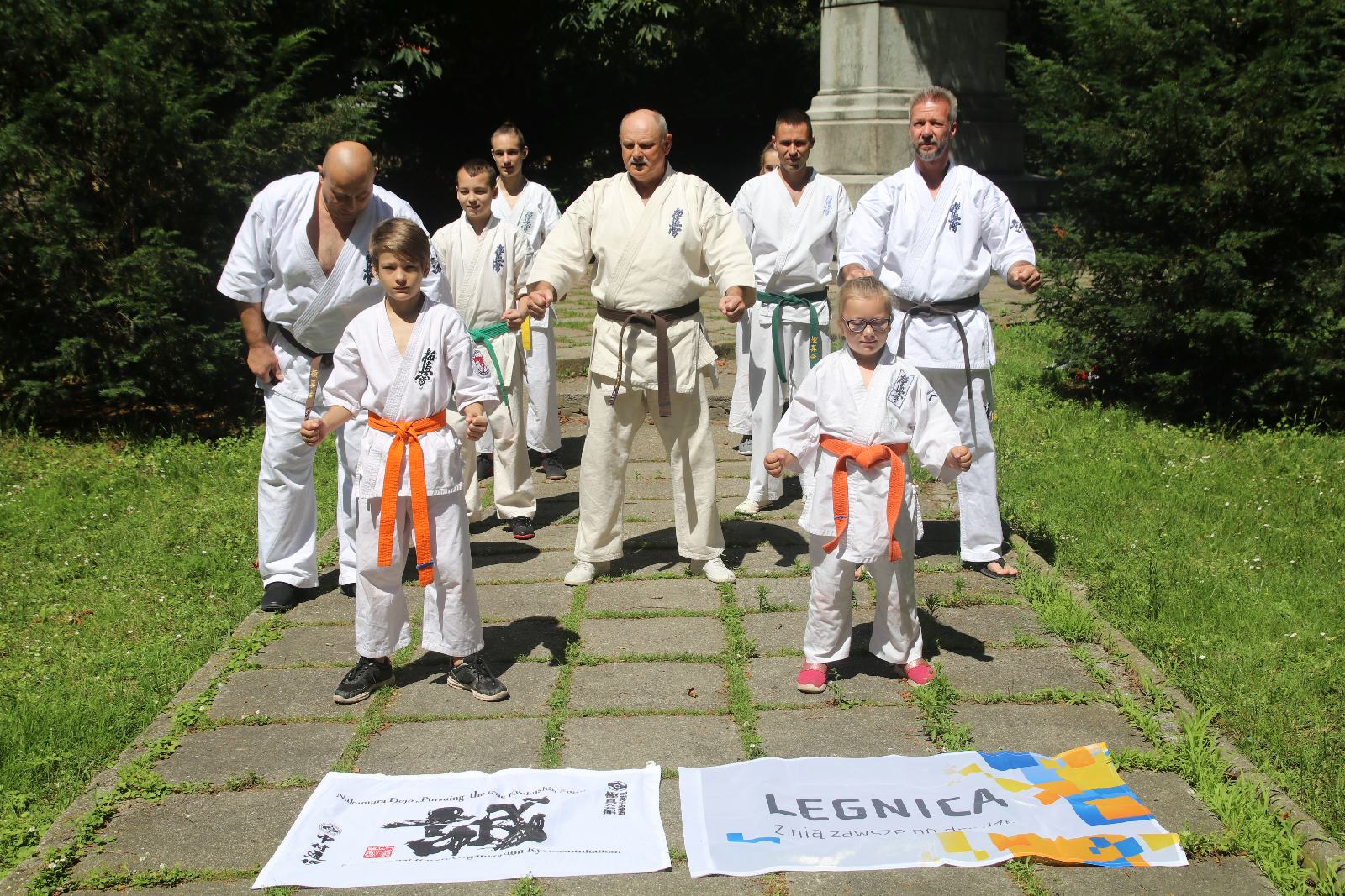 Sensei Ernest pompuje z Legnickim Klubem Karate Kyokushin