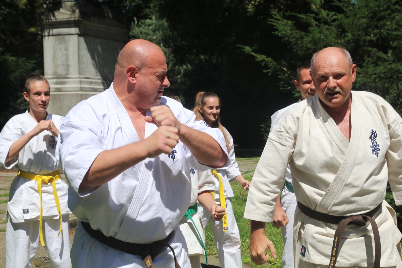 Sensei Ernest pompuje z Legnickim Klubem Karate Kyokushin