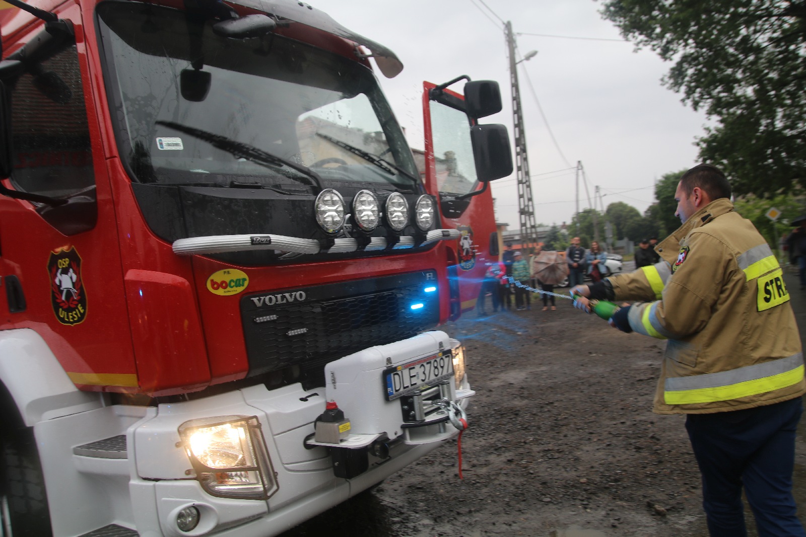 OSP z Ulesia mają nowy wóz bojowy za 800 tysięcy złotych