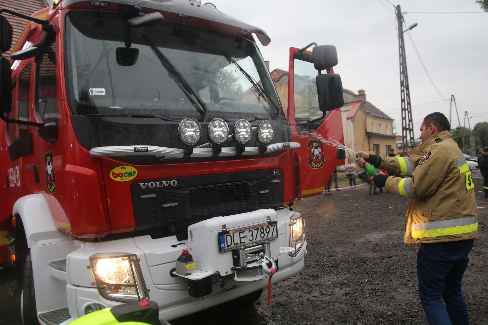 OSP z Ulesia mają nowy wóz bojowy za 800 tysięcy złotych