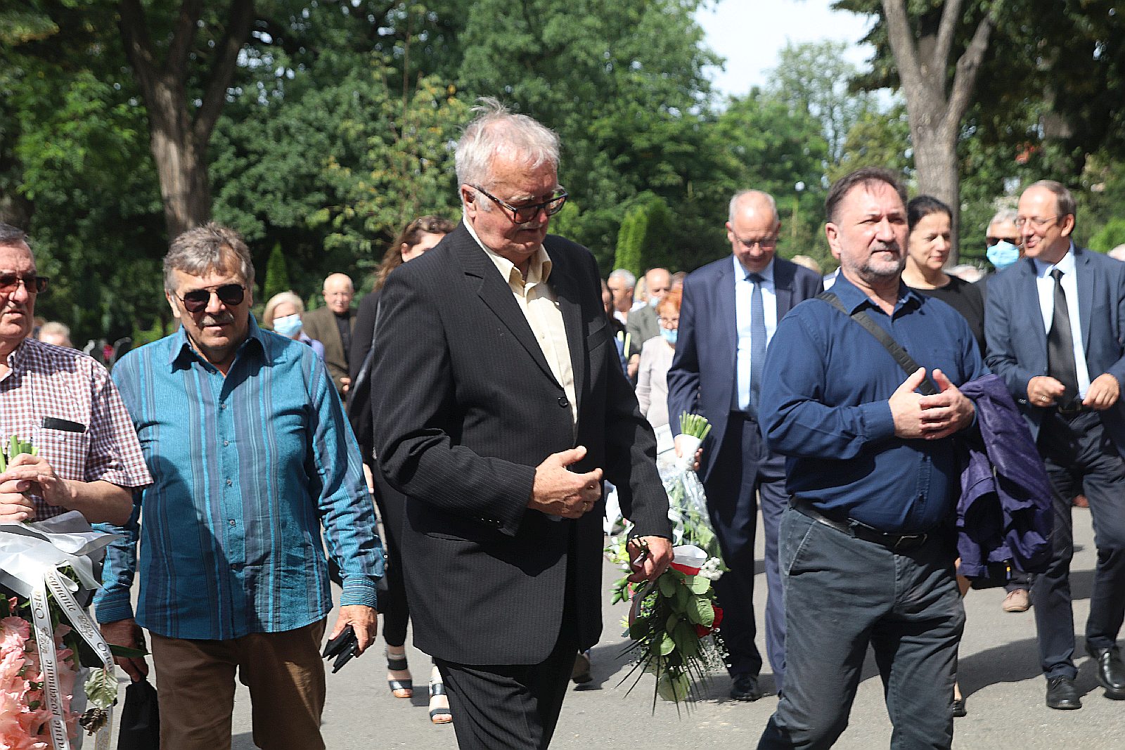 Kilkadziesiąt osób wzięło udział w pogrzebie Zygmunta Urbana