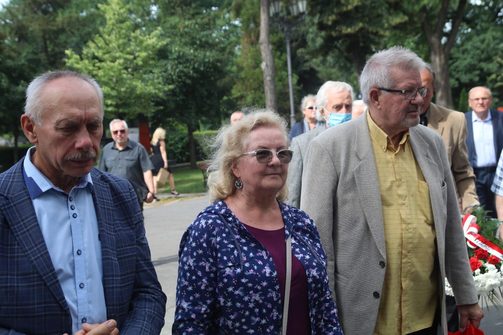 Kilkadziesiąt osób wzięło udział w pogrzebie Zygmunta Urbana