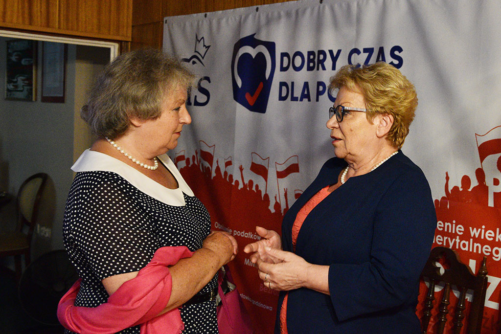 Radość w legnickim sztabie Prawa i Sprawiedliwości