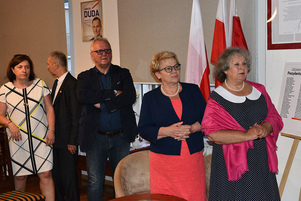 Radość w legnickim sztabie Prawa i Sprawiedliwości