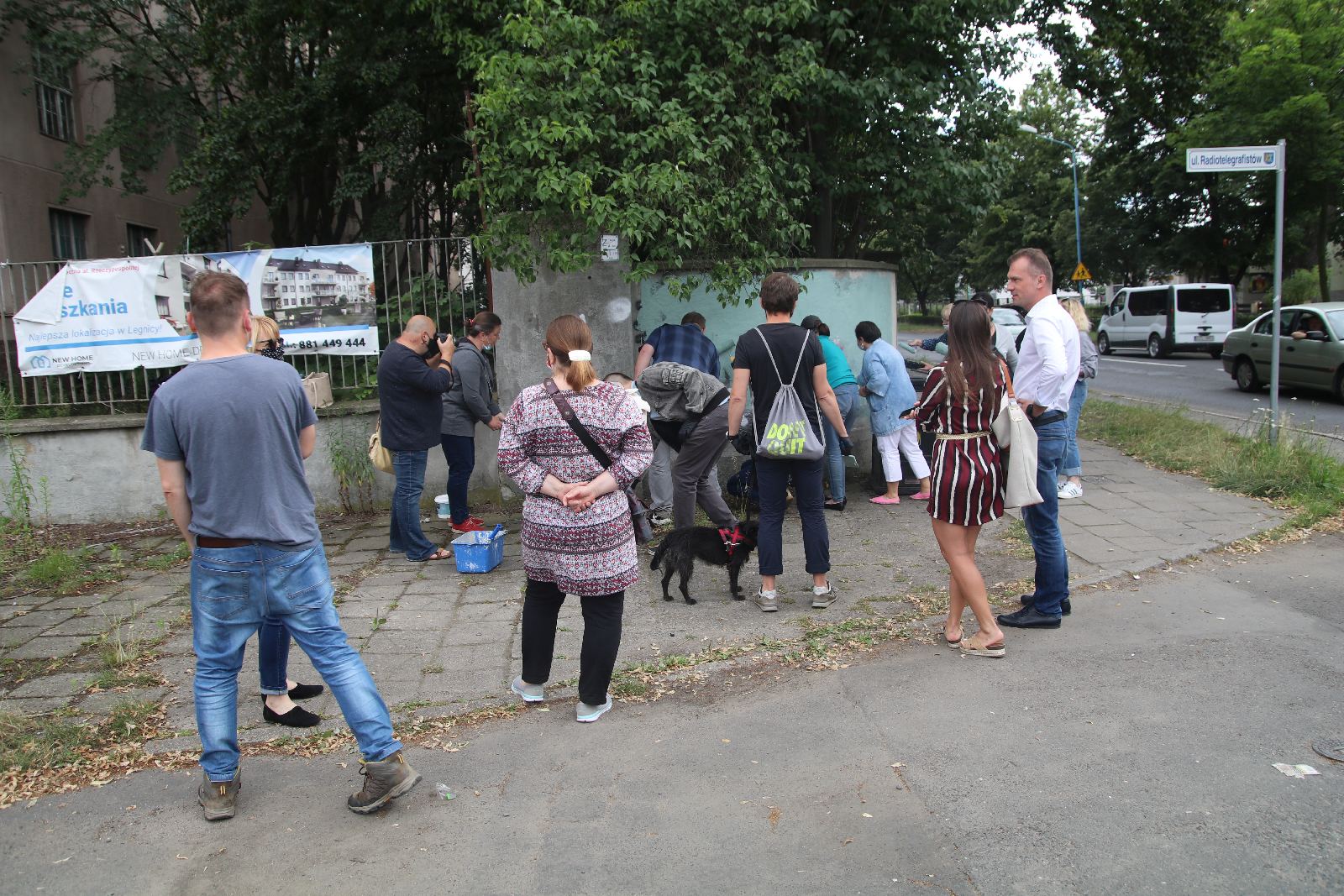 Pędzlami i farbą walczyli z mową nienawiści