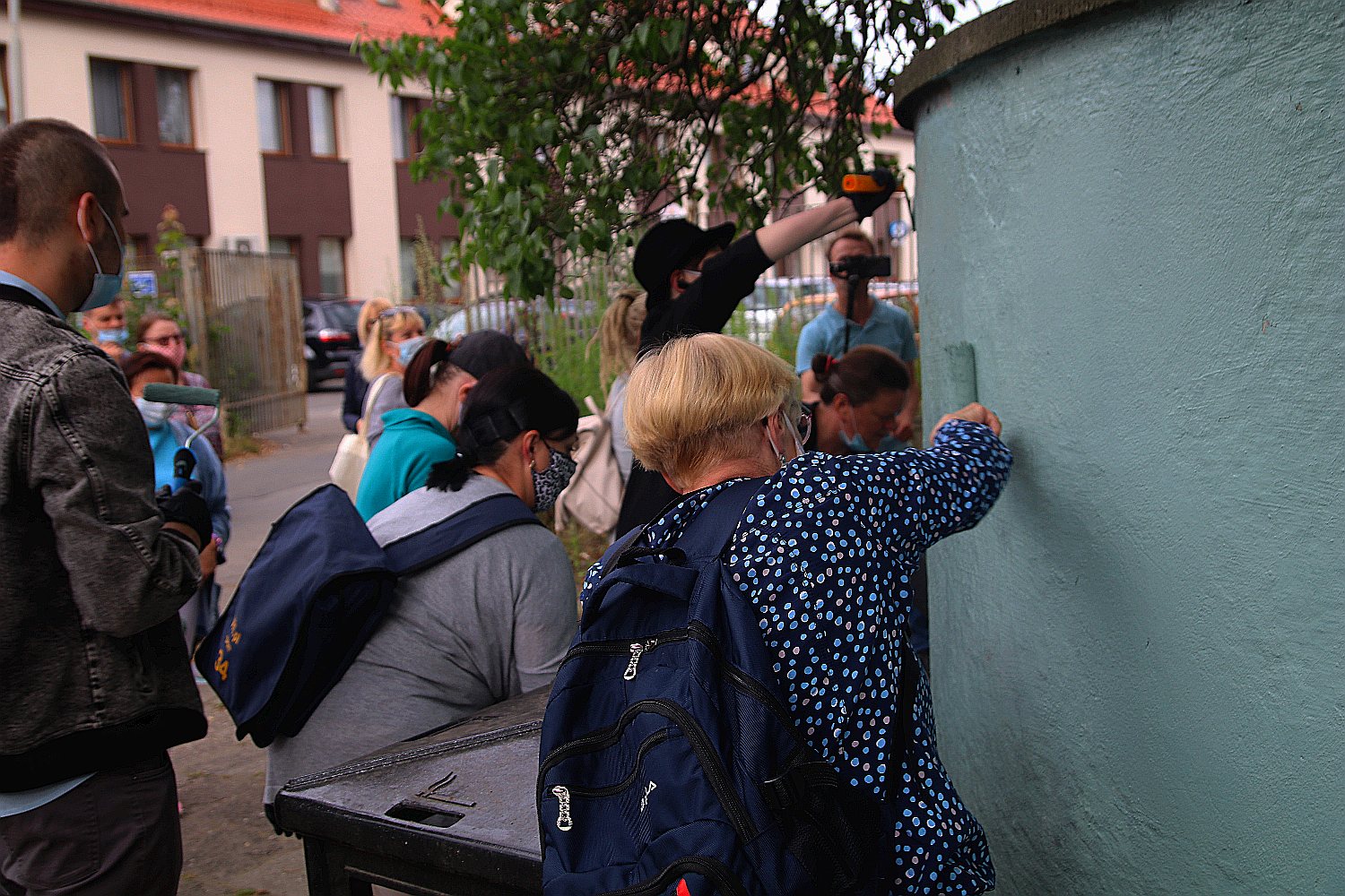 Pędzlami i farbą walczyli z mową nienawiści