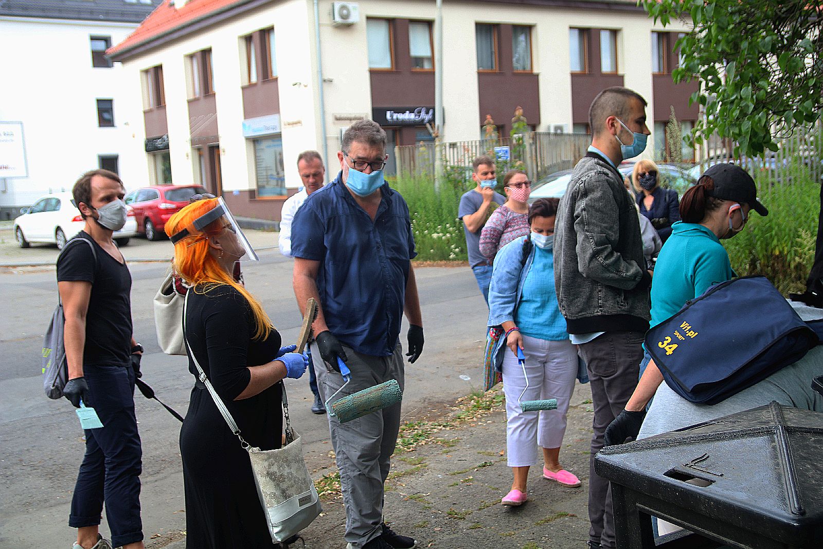 Pędzlami i farbą walczyli z mową nienawiści