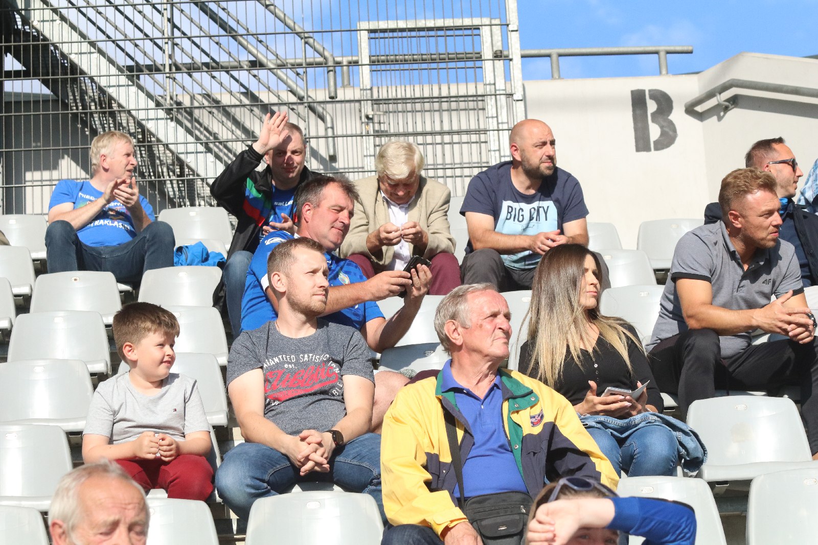 Miedź Legnica wygrywa z Bełchatowem i jest coraz bliżej barażów