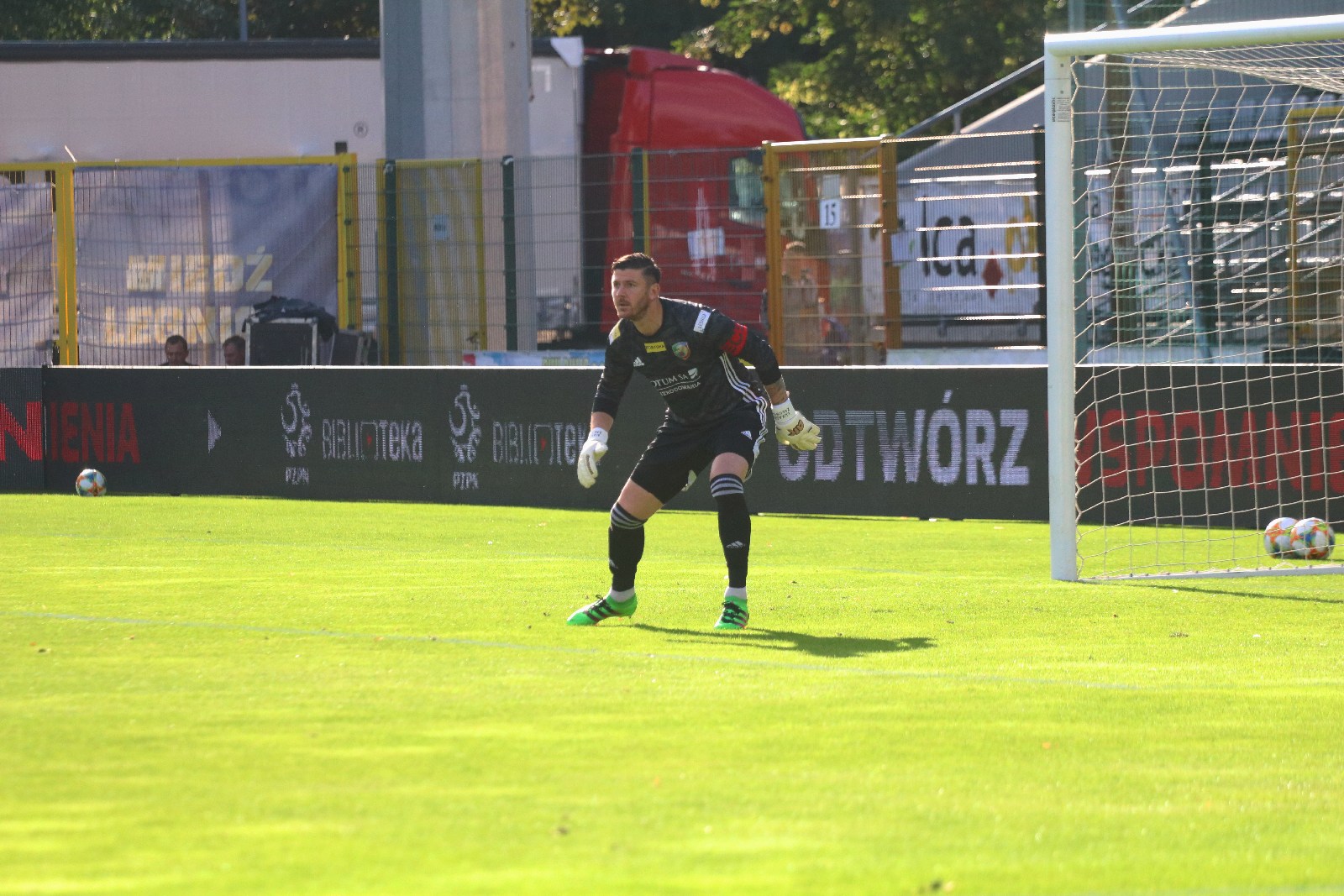 Miedź Legnica wygrywa z Bełchatowem i jest coraz bliżej barażów