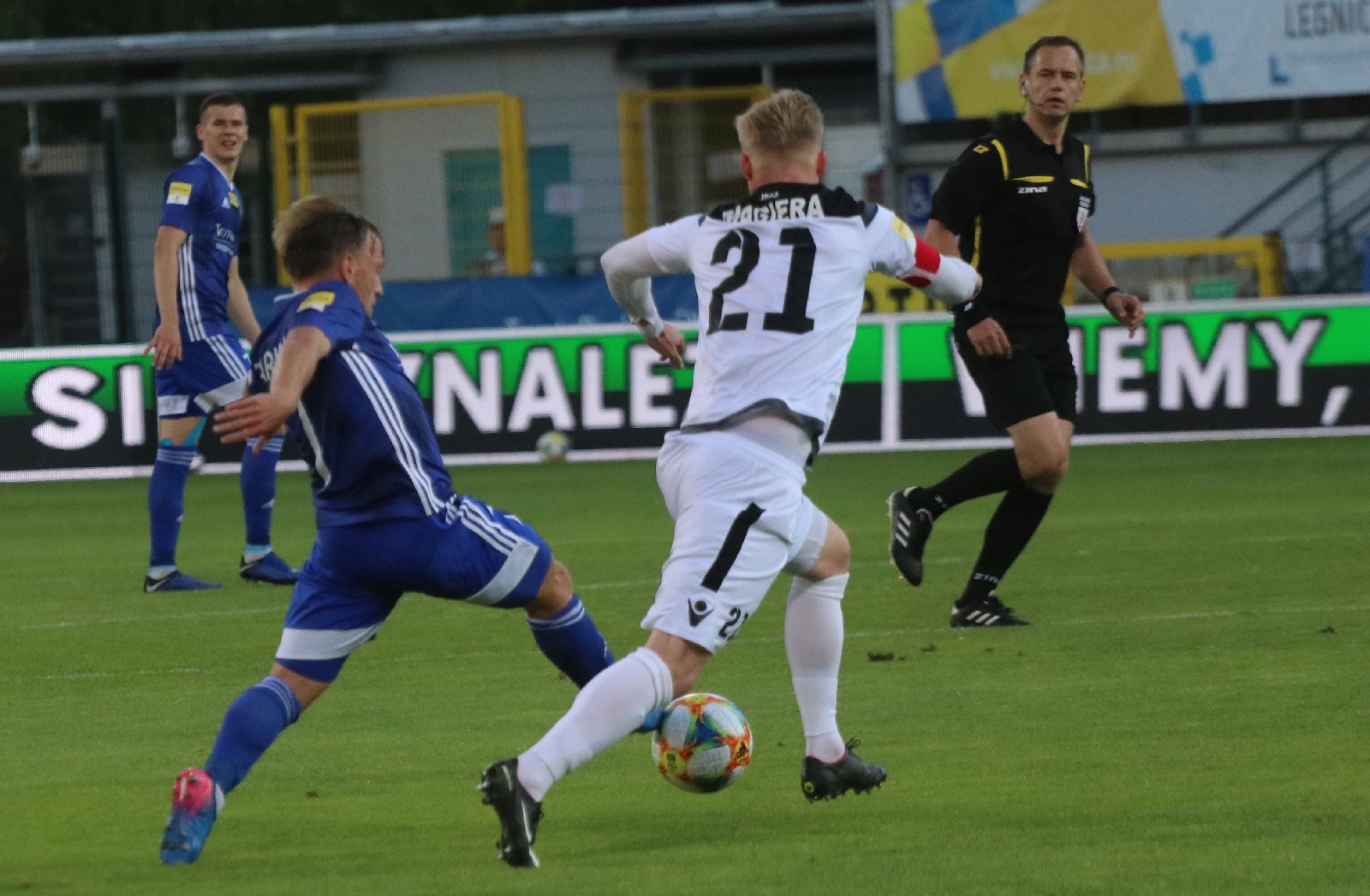 Miedź Legnica wygrywa z Bełchatowem i jest coraz bliżej barażów