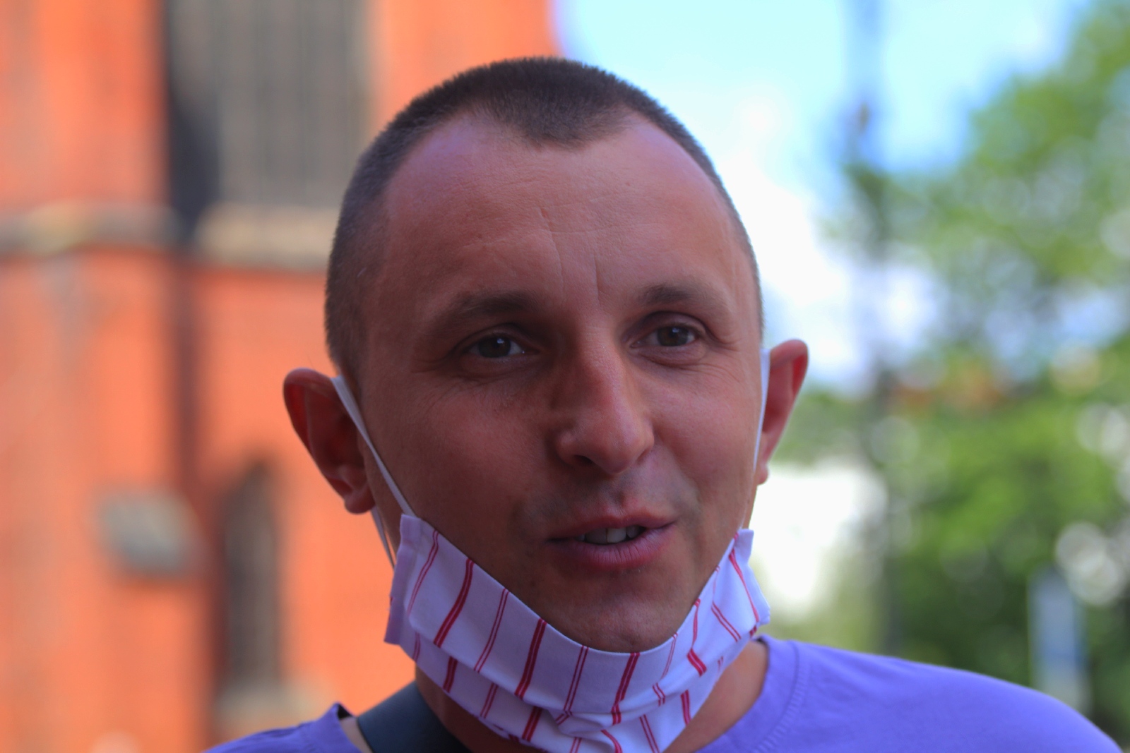 Ponad 200 osób protestowało przeciwko budowie spalarni opon
