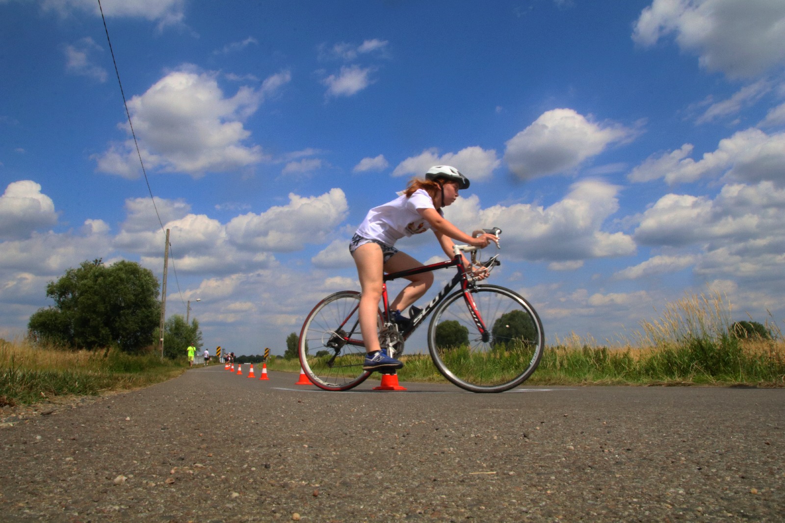 Zawody w Jezierzanach ,,Triathlon droga do sukcesu”
