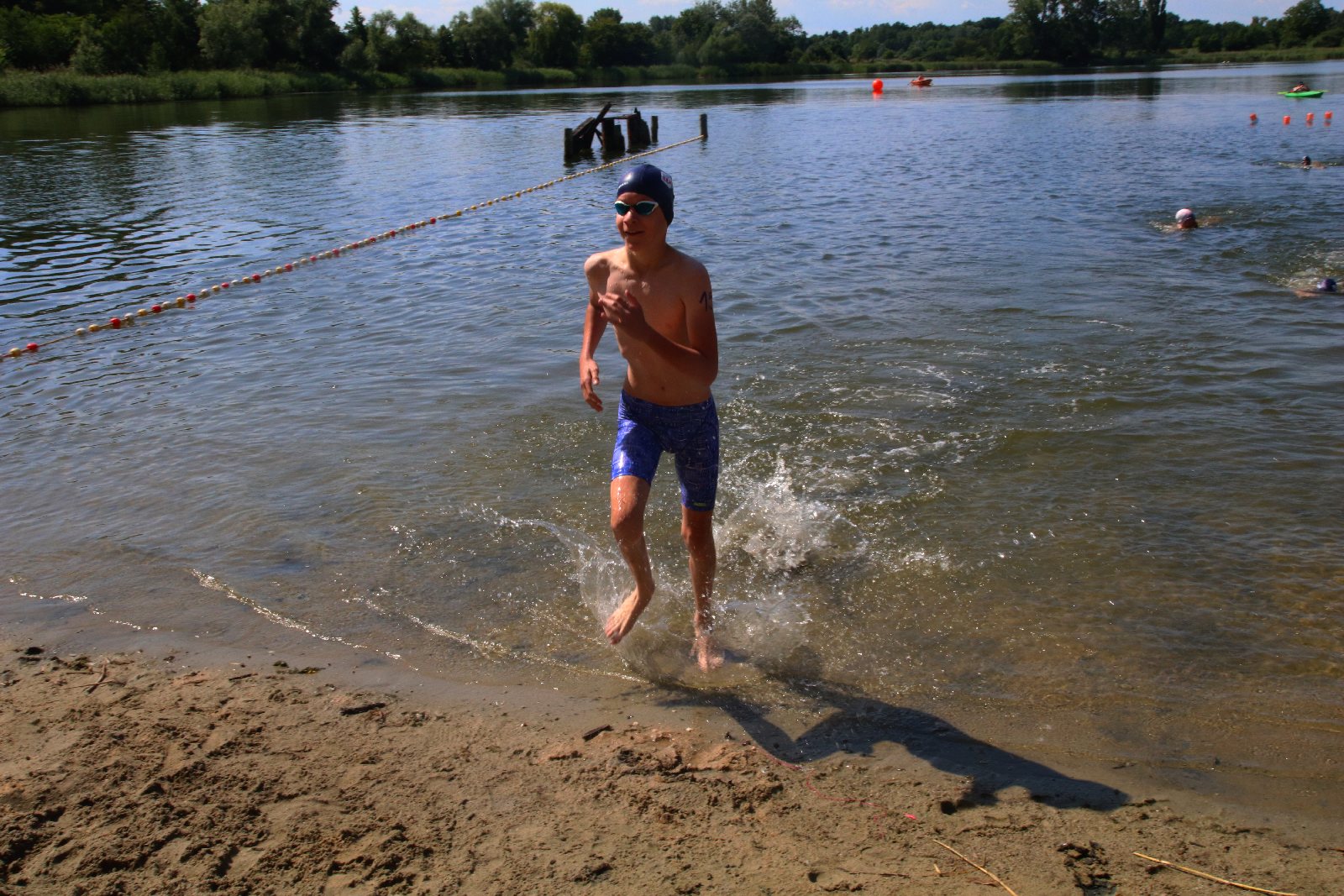 Zawody w Jezierzanach ,,Triathlon droga do sukcesu”
