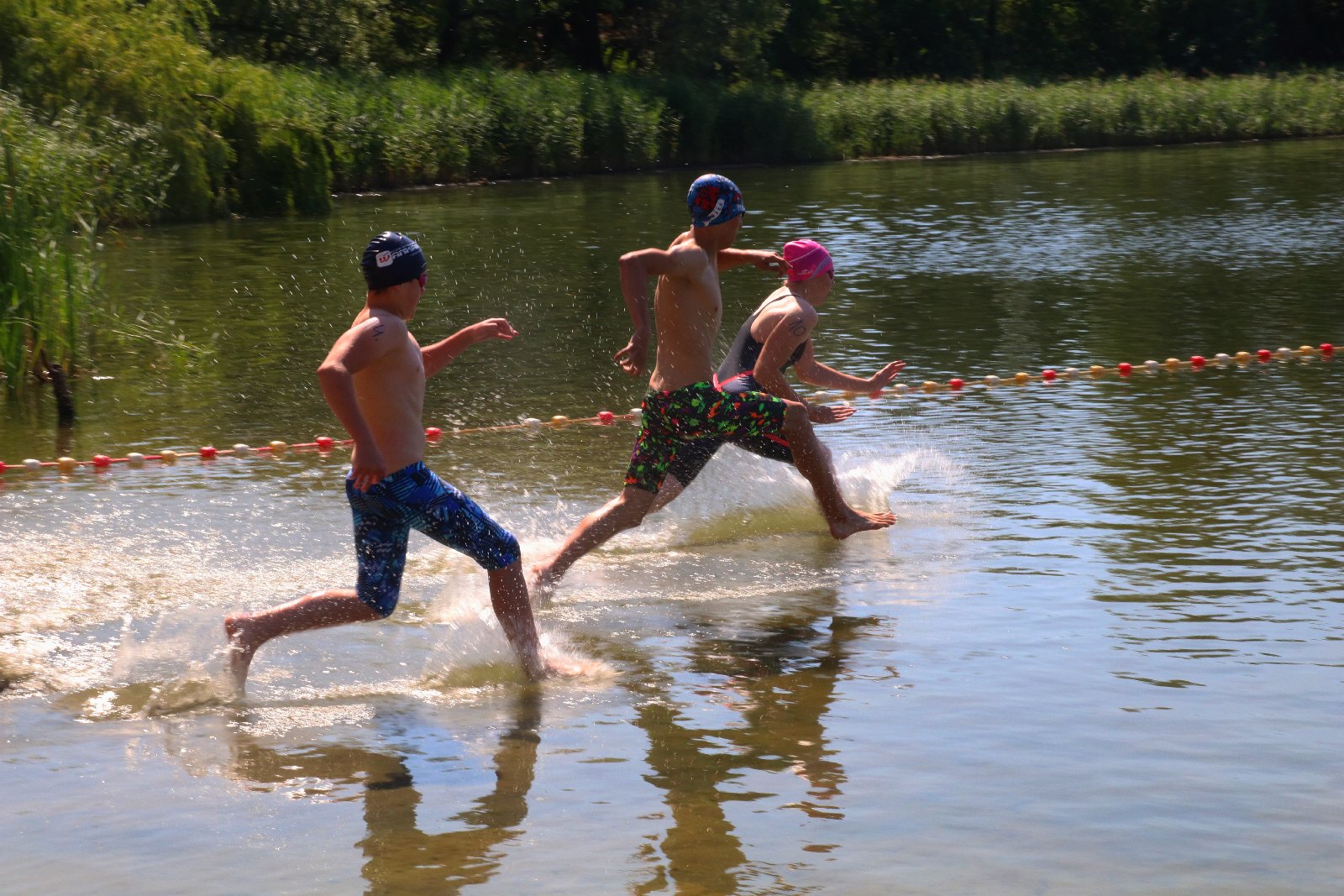 Zawody w Jezierzanach ,,Triathlon droga do sukcesu”

