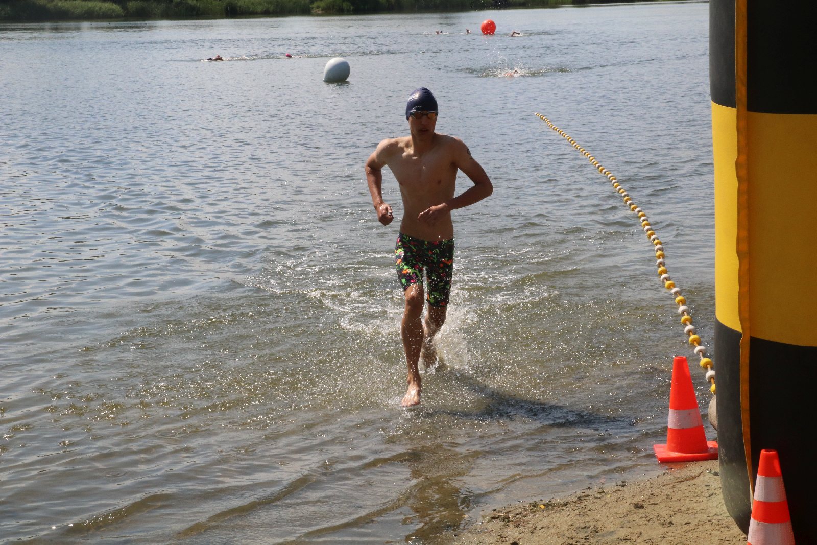Zawody w Jezierzanach ,,Triathlon droga do sukcesu”
