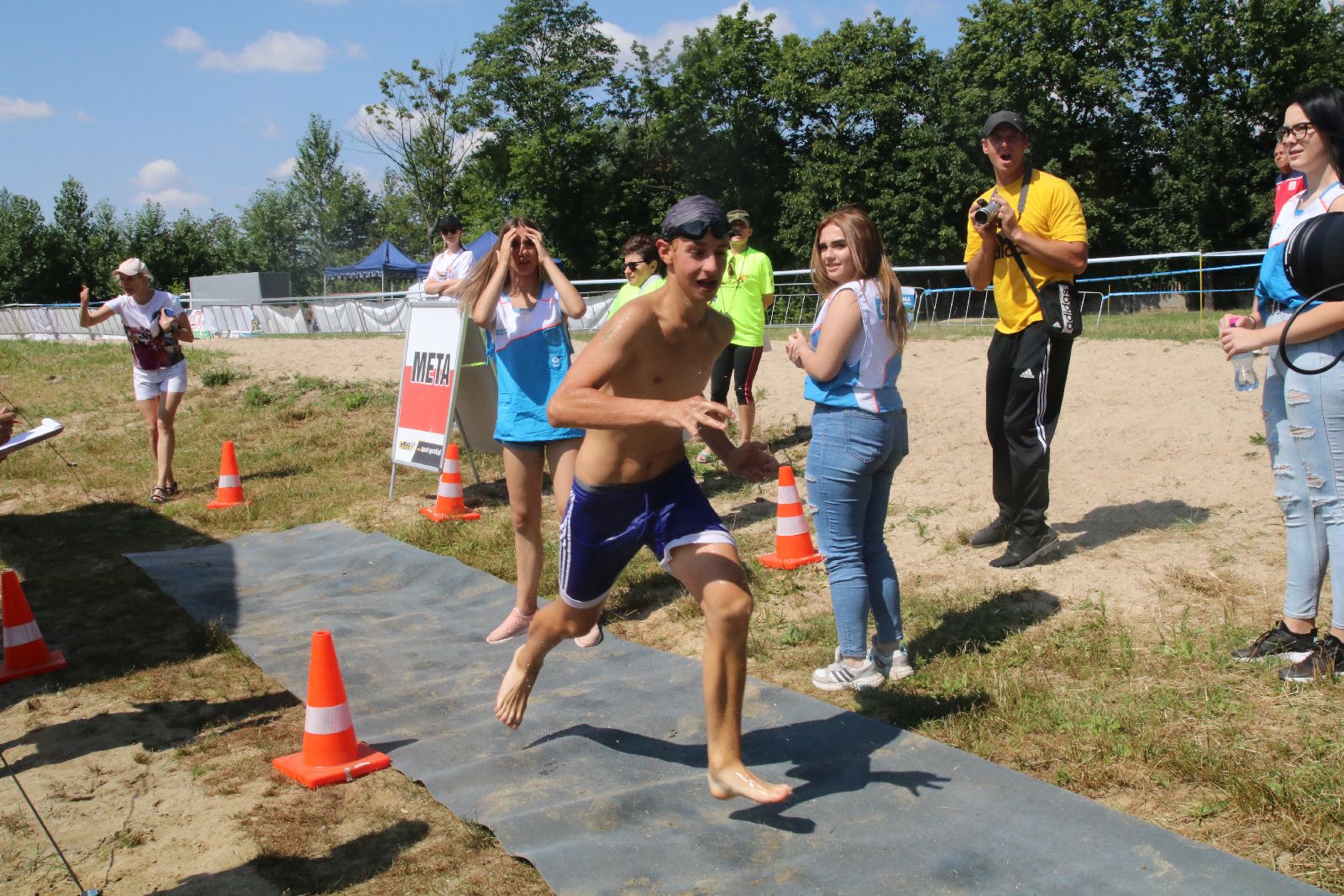 Zawody w Jezierzanach ,,Triathlon droga do sukcesu”

