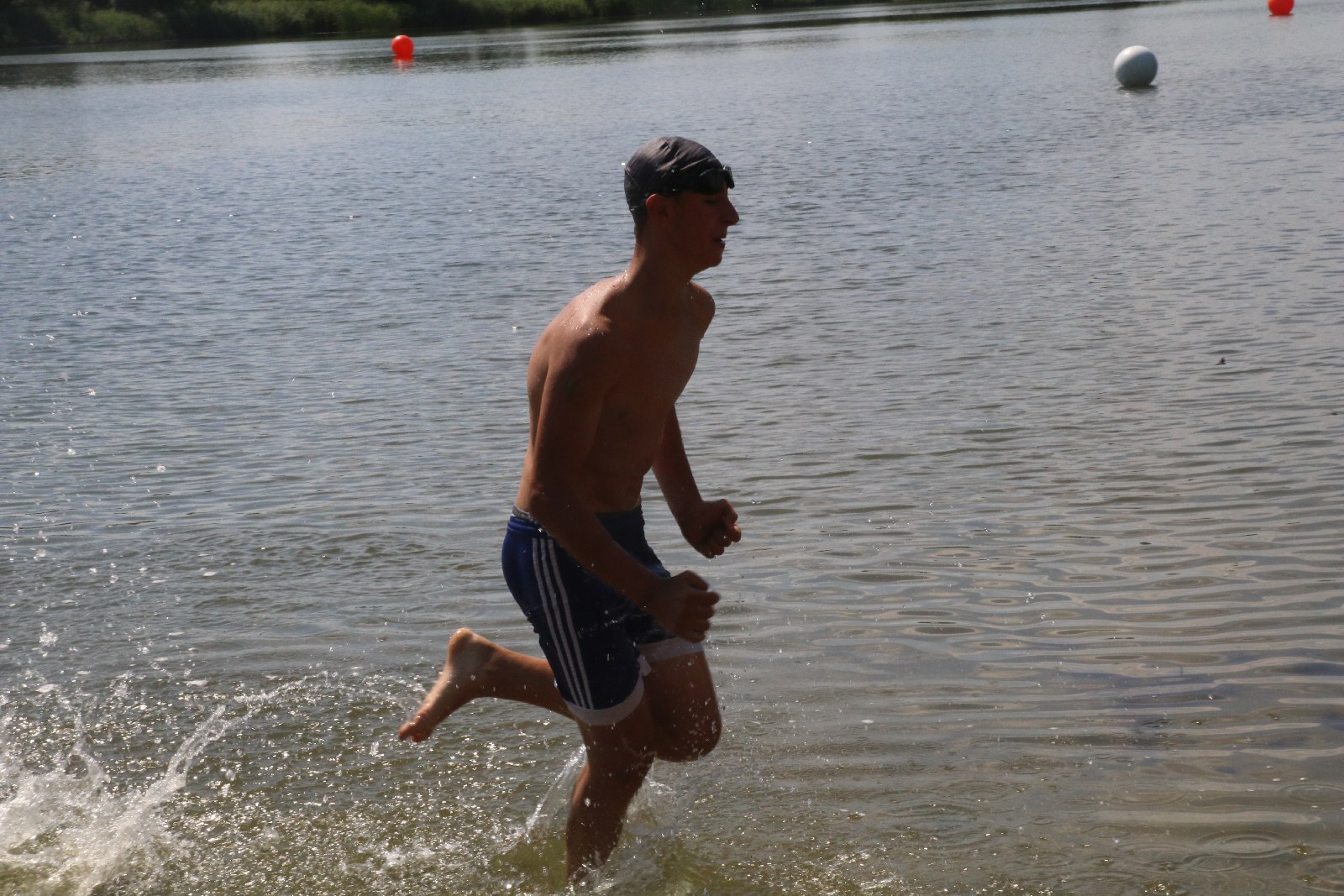 Zawody w Jezierzanach ,,Triathlon droga do sukcesu”
