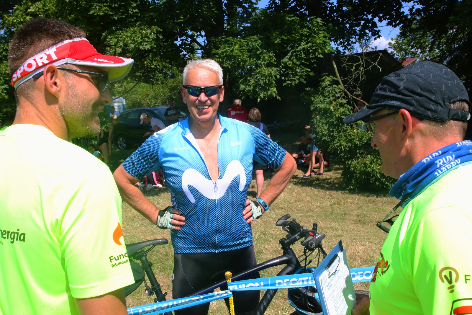 Zawody w Jezierzanach ,,Triathlon droga do sukcesu”
