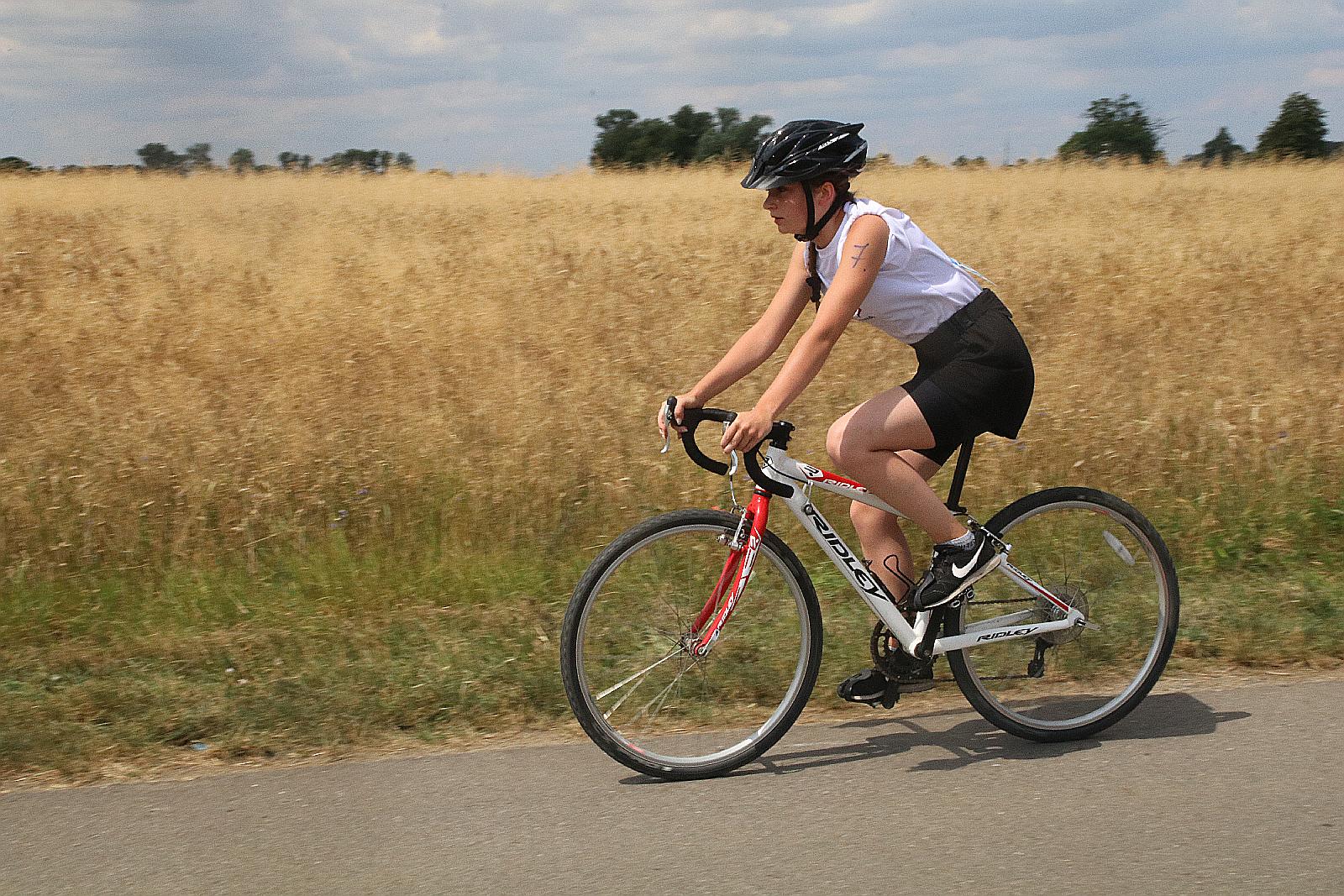Zawody w Jezierzanach ,,Triathlon droga do sukcesu”
