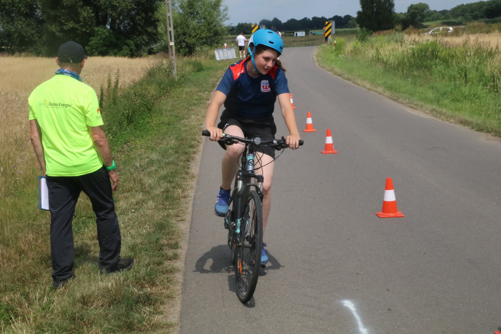 Zawody w Jezierzanach ,,Triathlon droga do sukcesu”
